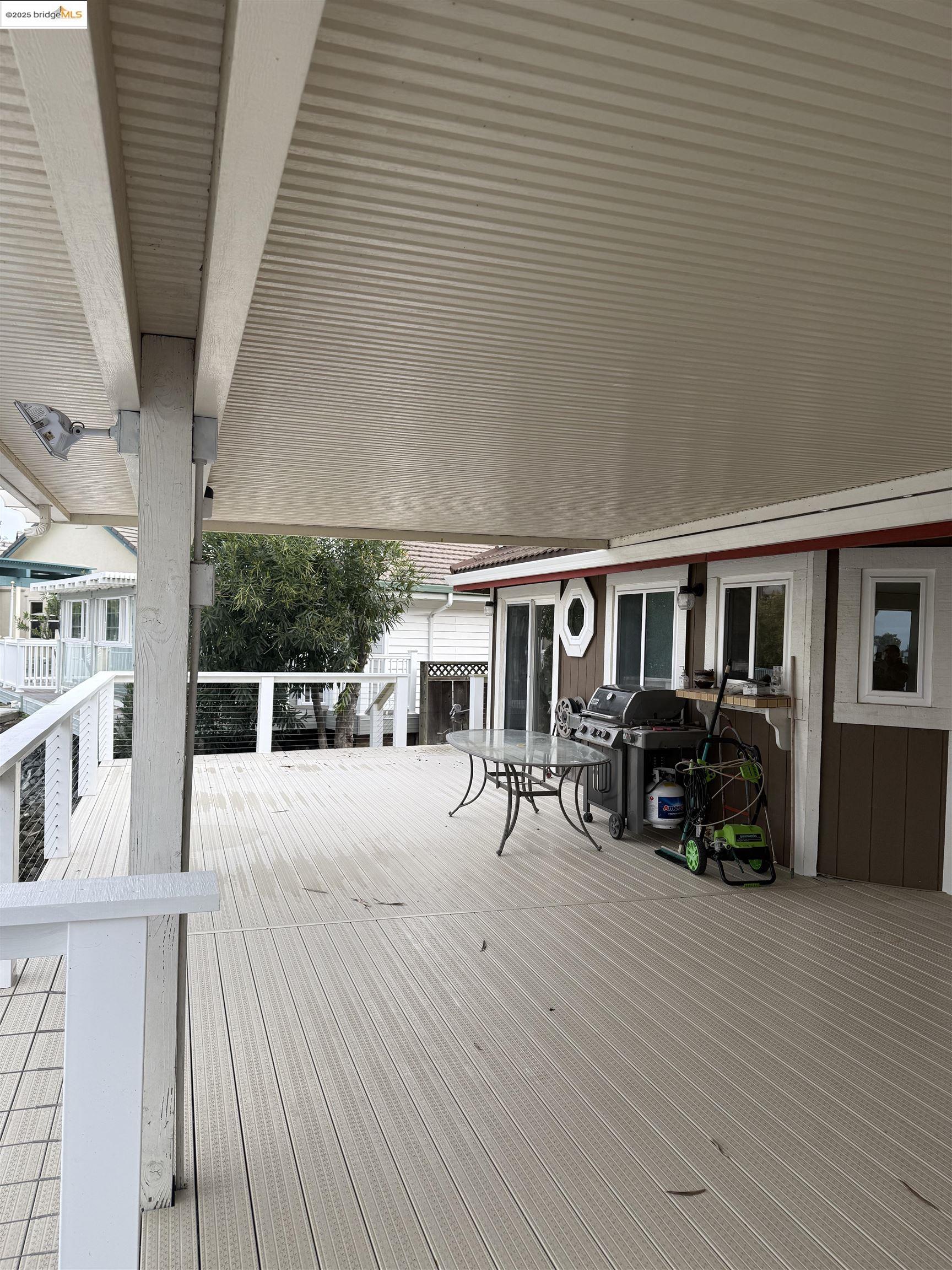 Detail Gallery Image 10 of 18 For 5681 Starboard Dr, Discovery Bay,  CA 94505 - 3 Beds | 2/1 Baths