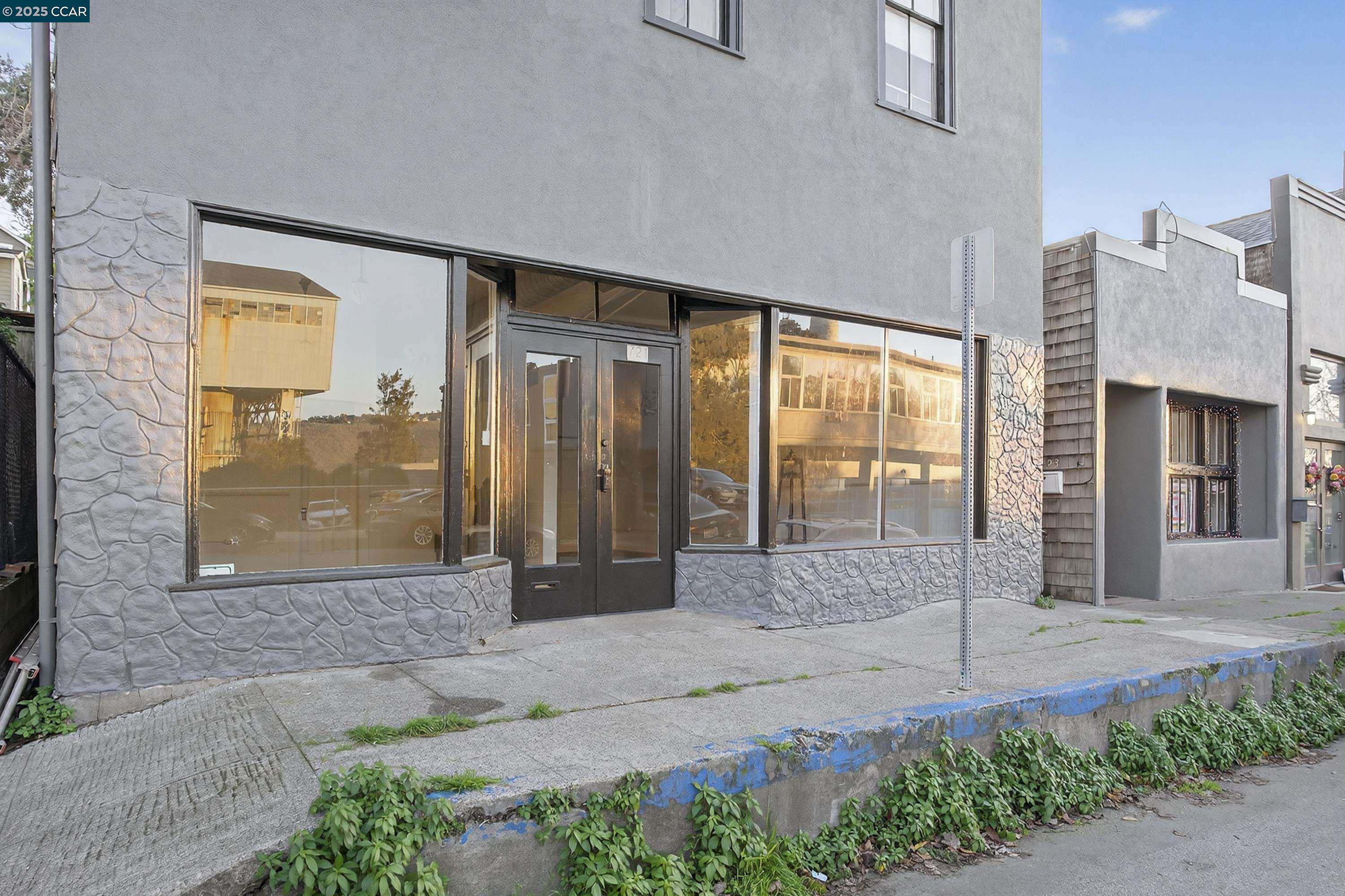 Detail Gallery Image 3 of 59 For 725 Loring Ave, Crockett,  CA 94525 - – Beds | – Baths