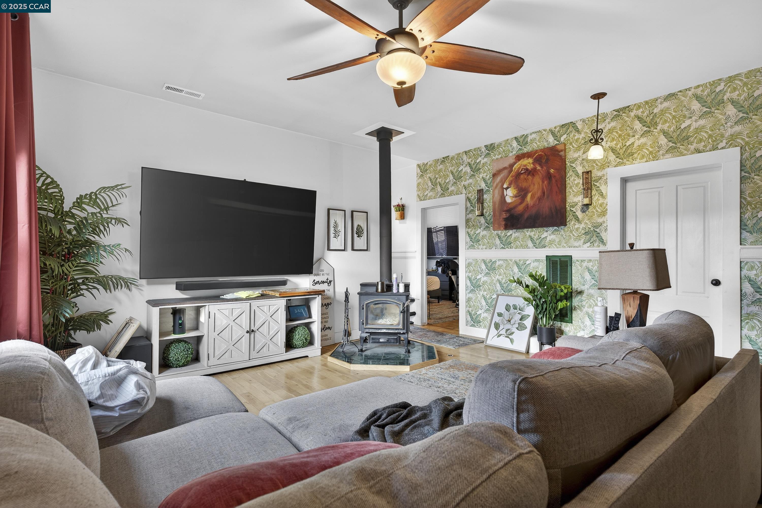 Detail Gallery Image 27 of 59 For 725 Loring Ave, Crockett,  CA 94525 - – Beds | – Baths