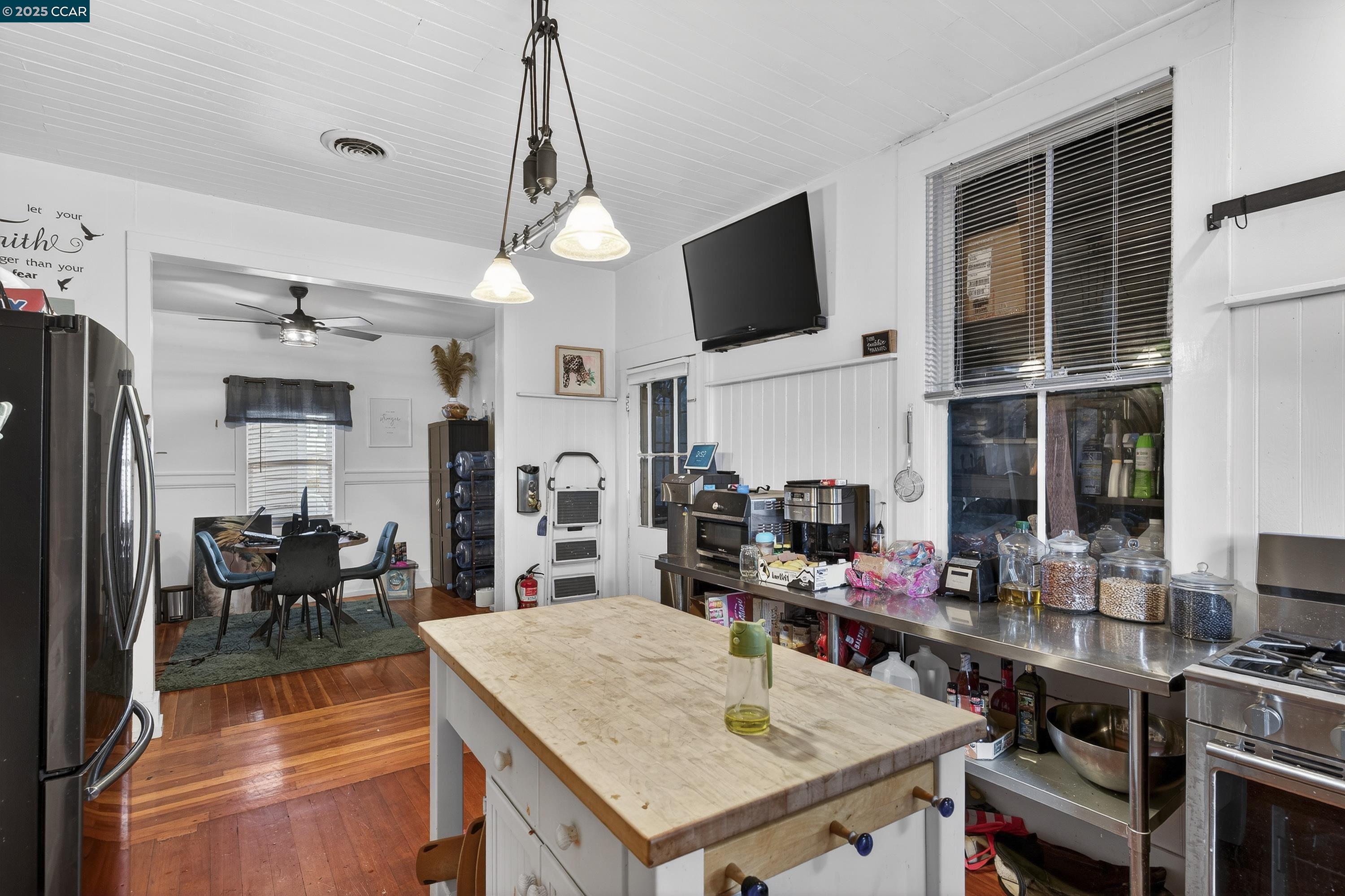 Detail Gallery Image 30 of 59 For 725 Loring Ave, Crockett,  CA 94525 - – Beds | – Baths