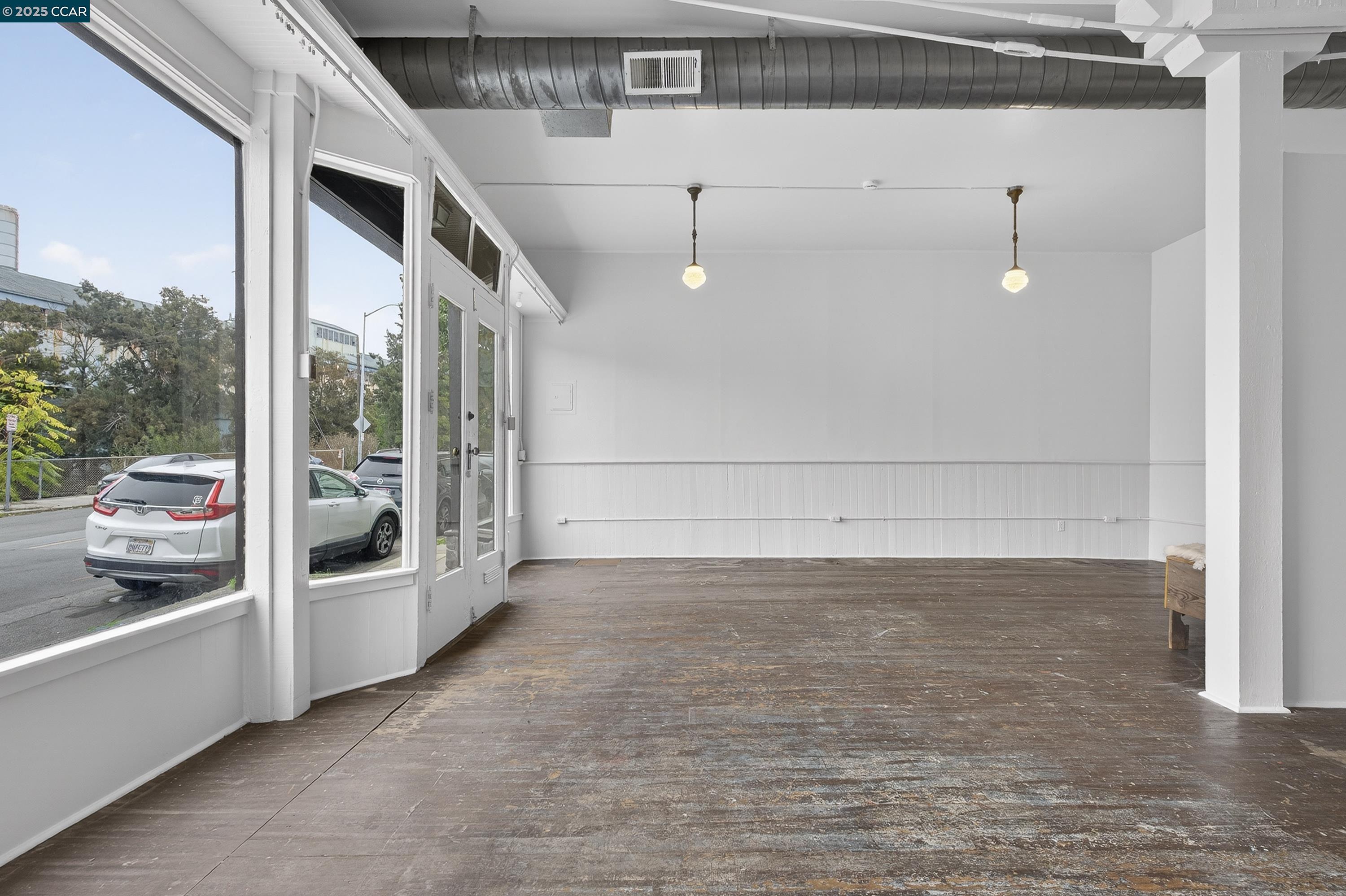 Detail Gallery Image 6 of 59 For 725 Loring Ave, Crockett,  CA 94525 - – Beds | – Baths