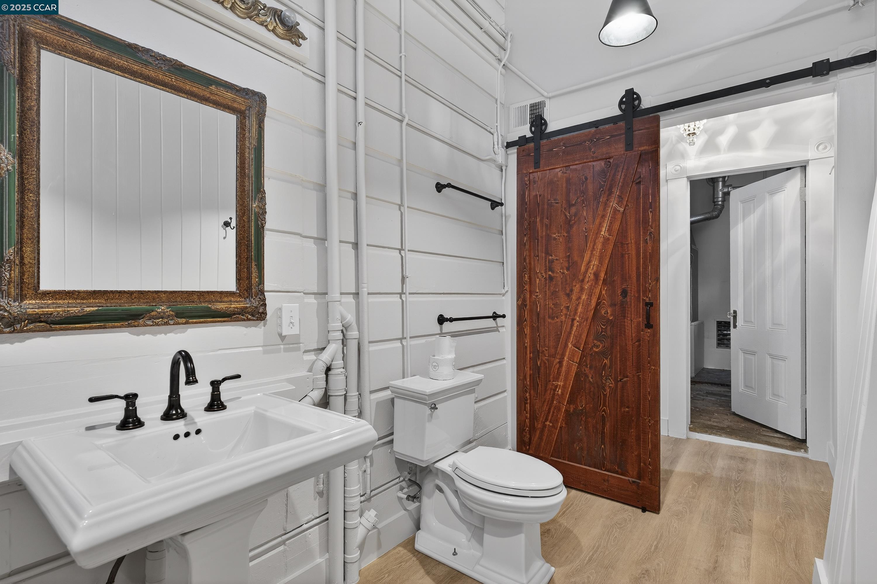 Detail Gallery Image 25 of 59 For 725 Loring Ave, Crockett,  CA 94525 - – Beds | – Baths