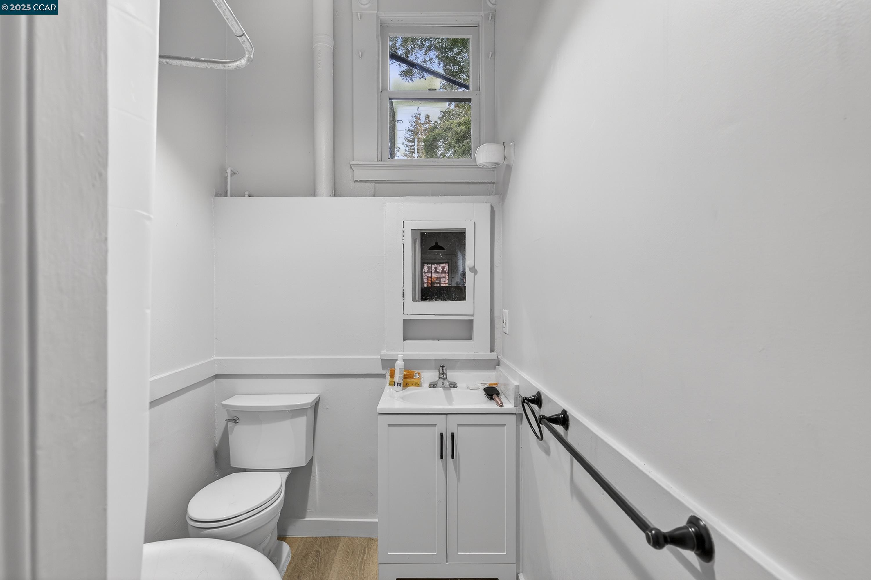 Detail Gallery Image 56 of 59 For 725 Loring Ave, Crockett,  CA 94525 - – Beds | – Baths