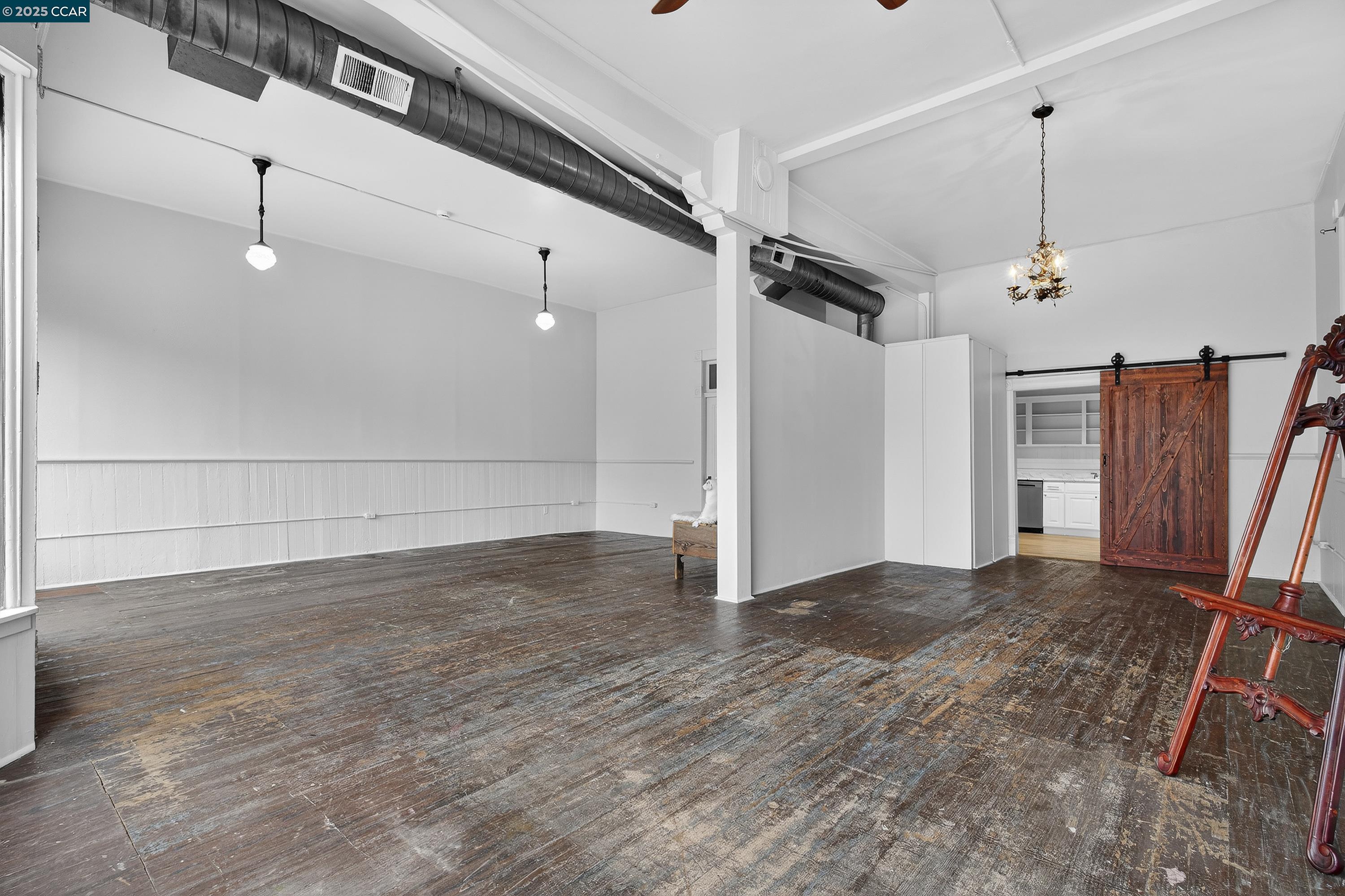 Detail Gallery Image 7 of 59 For 725 Loring Ave, Crockett,  CA 94525 - – Beds | – Baths