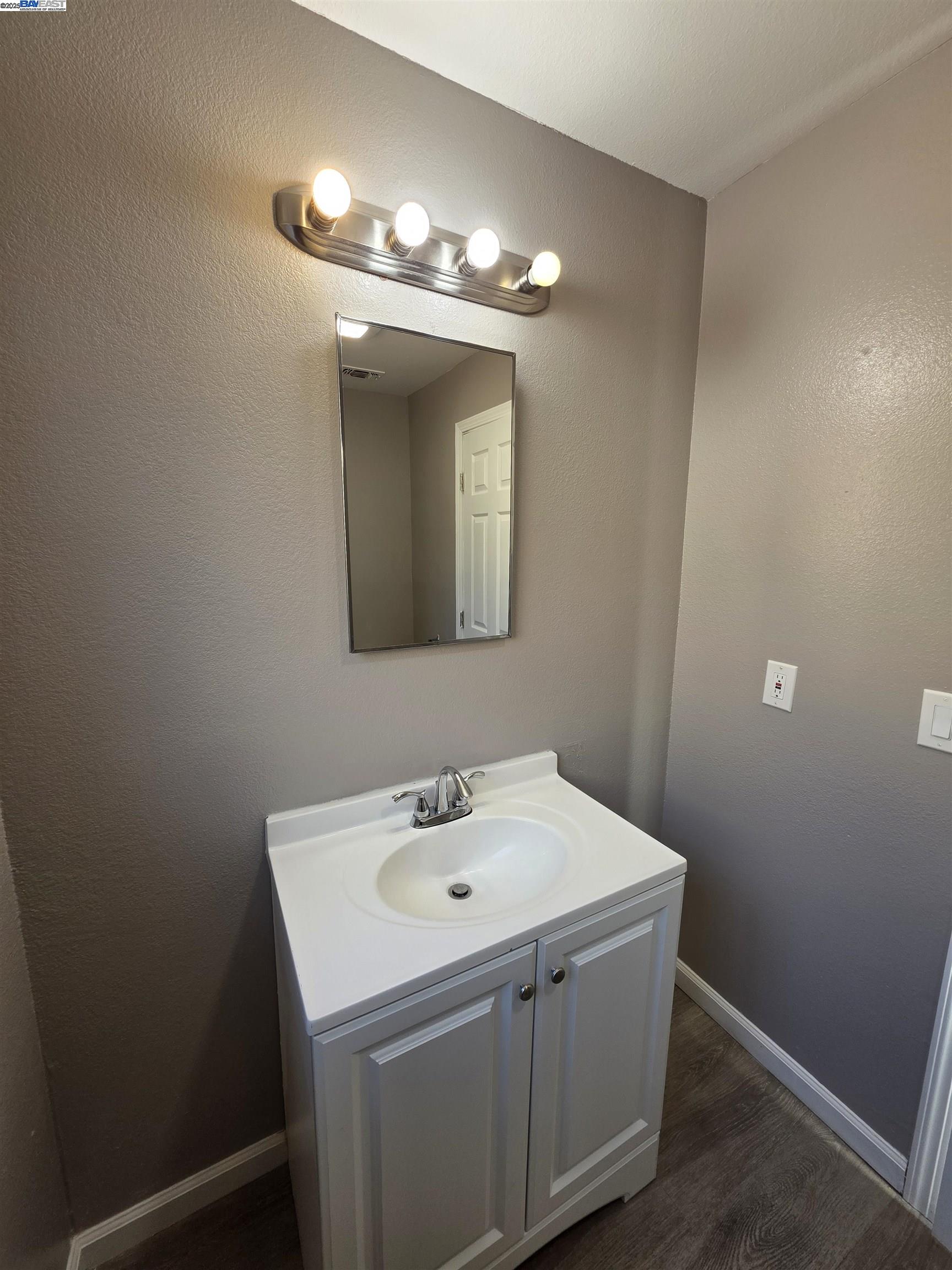 Detail Gallery Image 35 of 41 For 1518 Christina Ave, Stockton,  CA 95204 - 4 Beds | 2 Baths