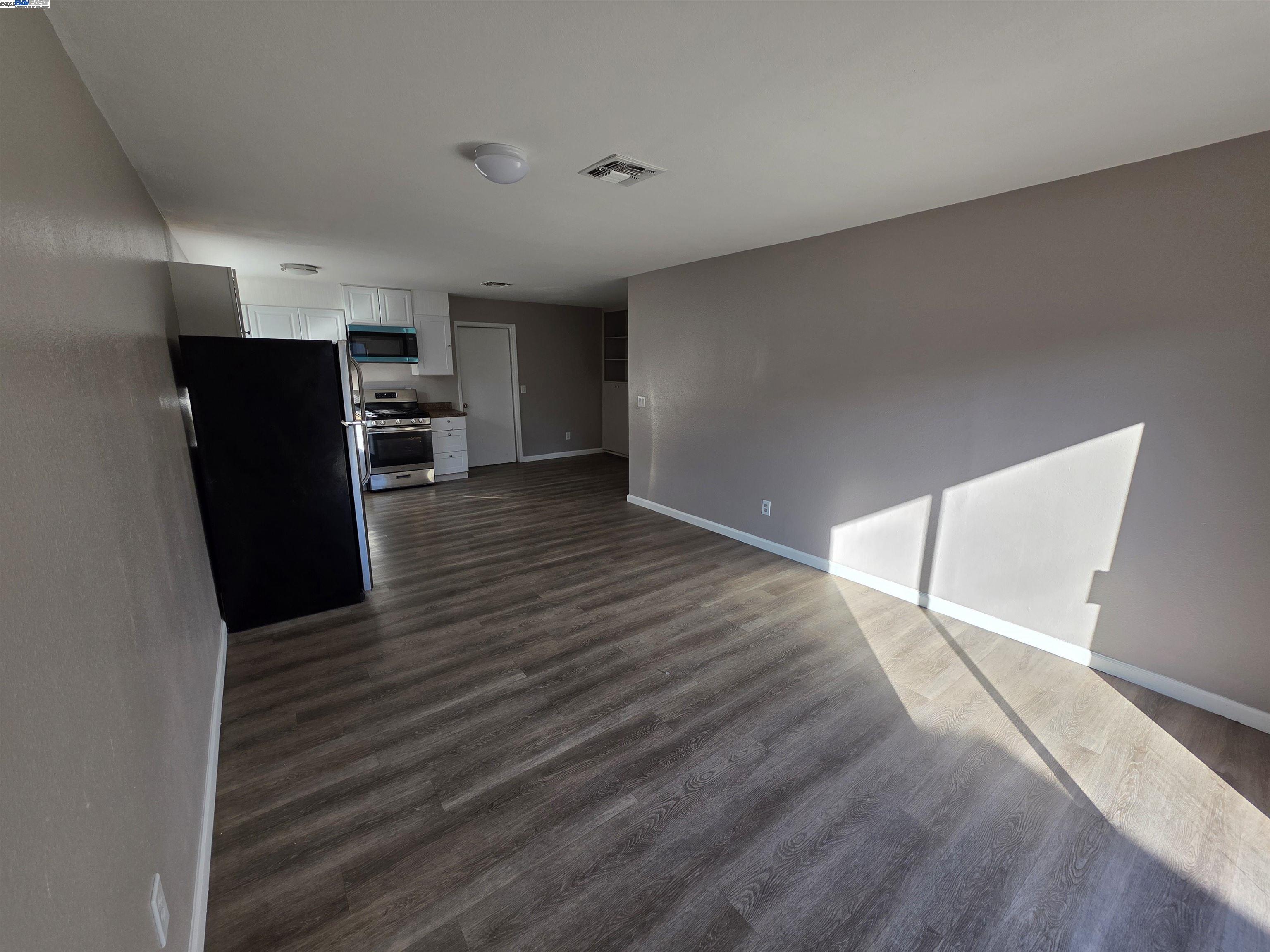 Detail Gallery Image 7 of 41 For 1518 Christina Ave, Stockton,  CA 95204 - 4 Beds | 2 Baths