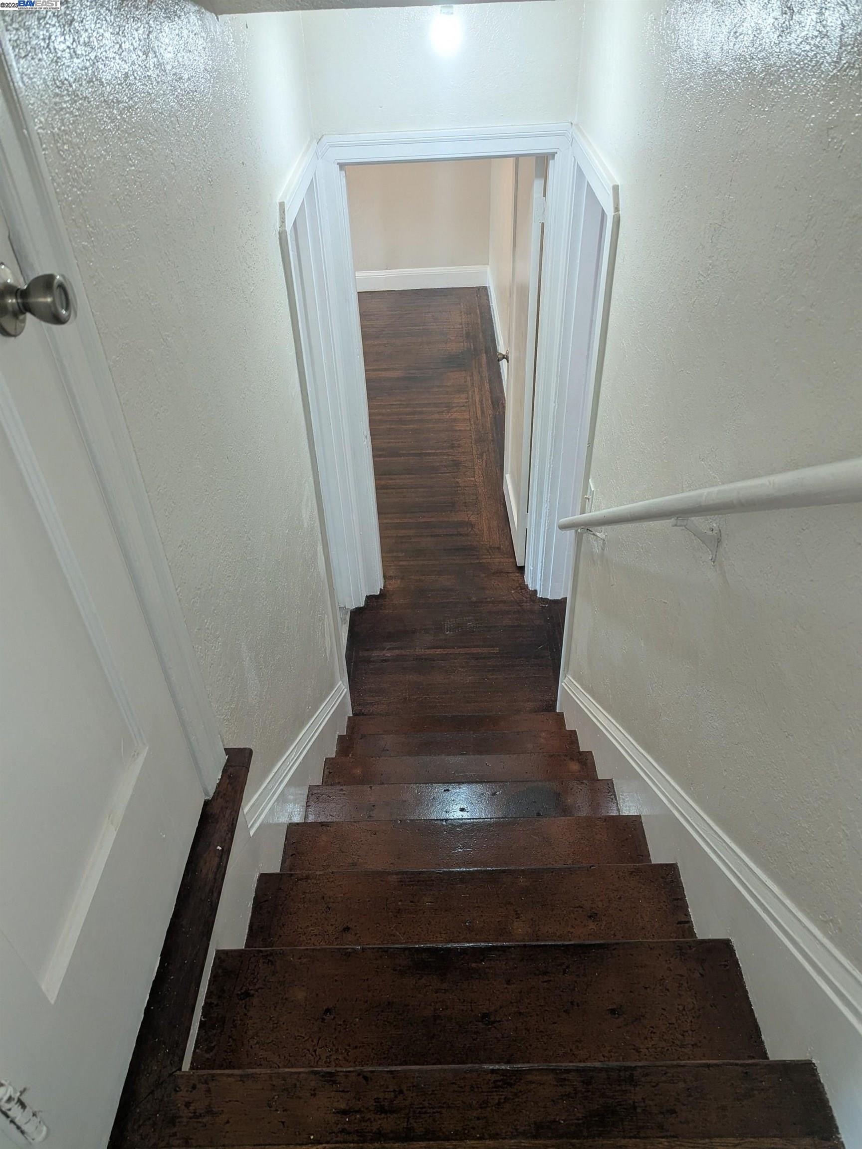 Detail Gallery Image 19 of 27 For 7818 Arthur St, Oakland,  CA 94605 - 2 Beds | 1 Baths