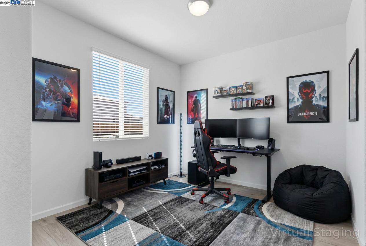 Detail Gallery Image 9 of 13 For 5409 Kestrel Ct., Antioch,  CA 94531 - 4 Beds | 3 Baths