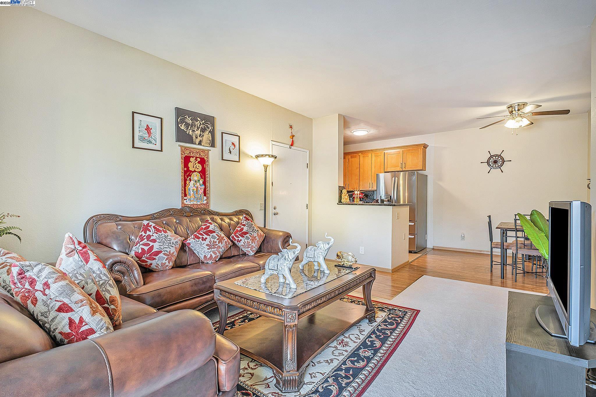 Detail Gallery Image 6 of 36 For 3507 Buttonwood Ter #203,  Fremont,  CA 94536 - 2 Beds | 2 Baths