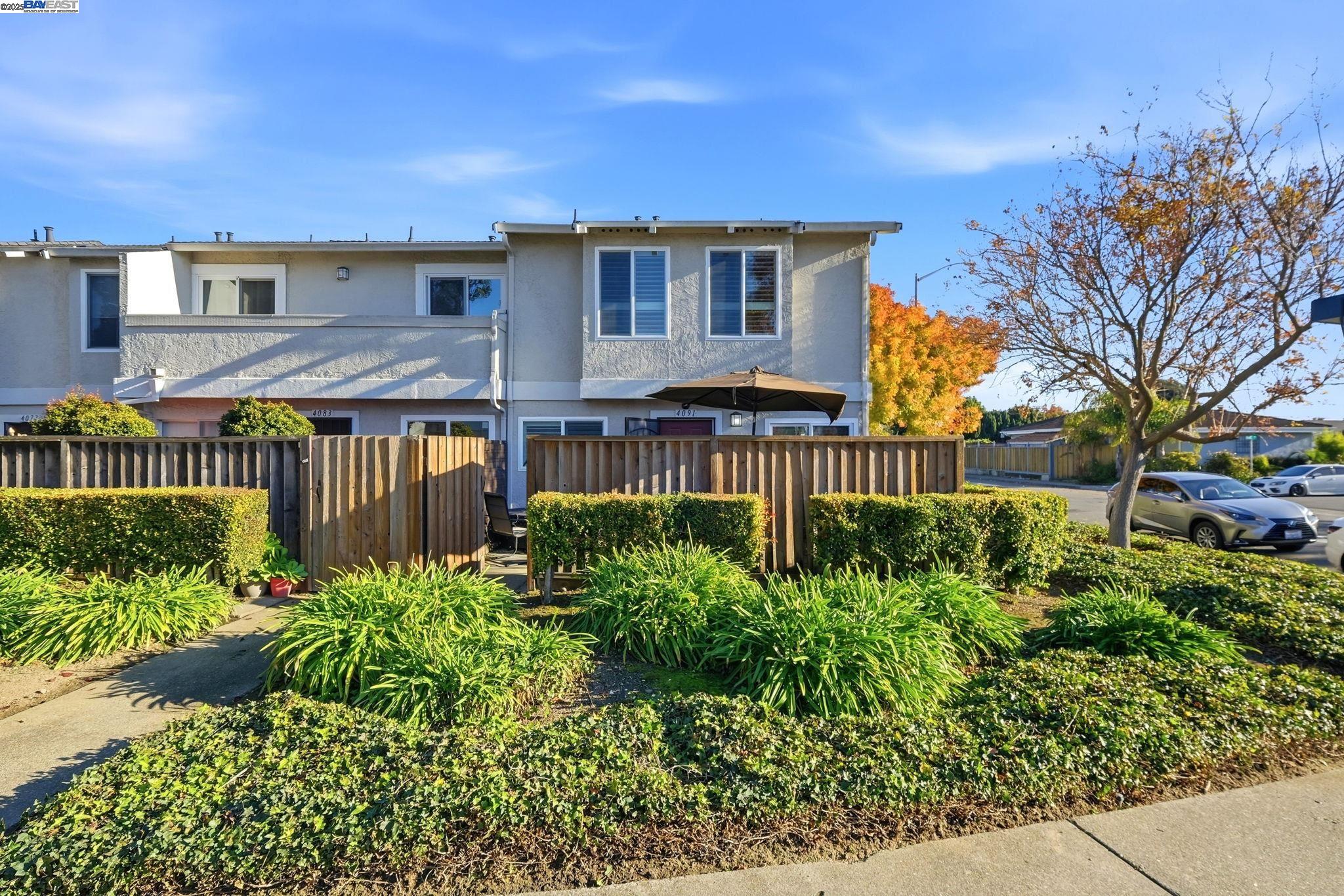 Detail Gallery Image 2 of 48 For 4091 Lorenzo Ter, Fremont,  CA 94536 - 4 Beds | 1/1 Baths