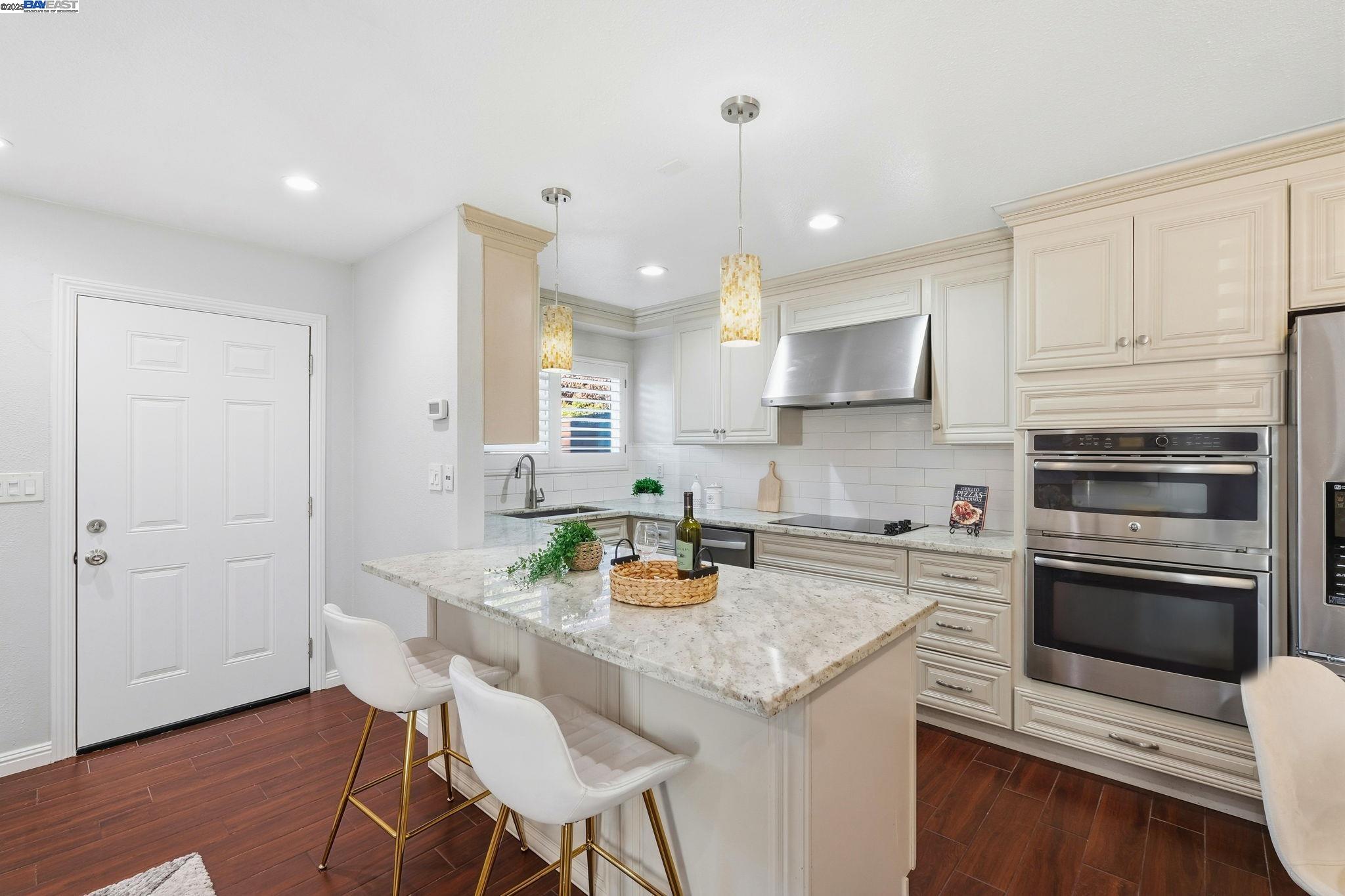 Detail Gallery Image 14 of 48 For 4091 Lorenzo Ter, Fremont,  CA 94536 - 4 Beds | 1/1 Baths