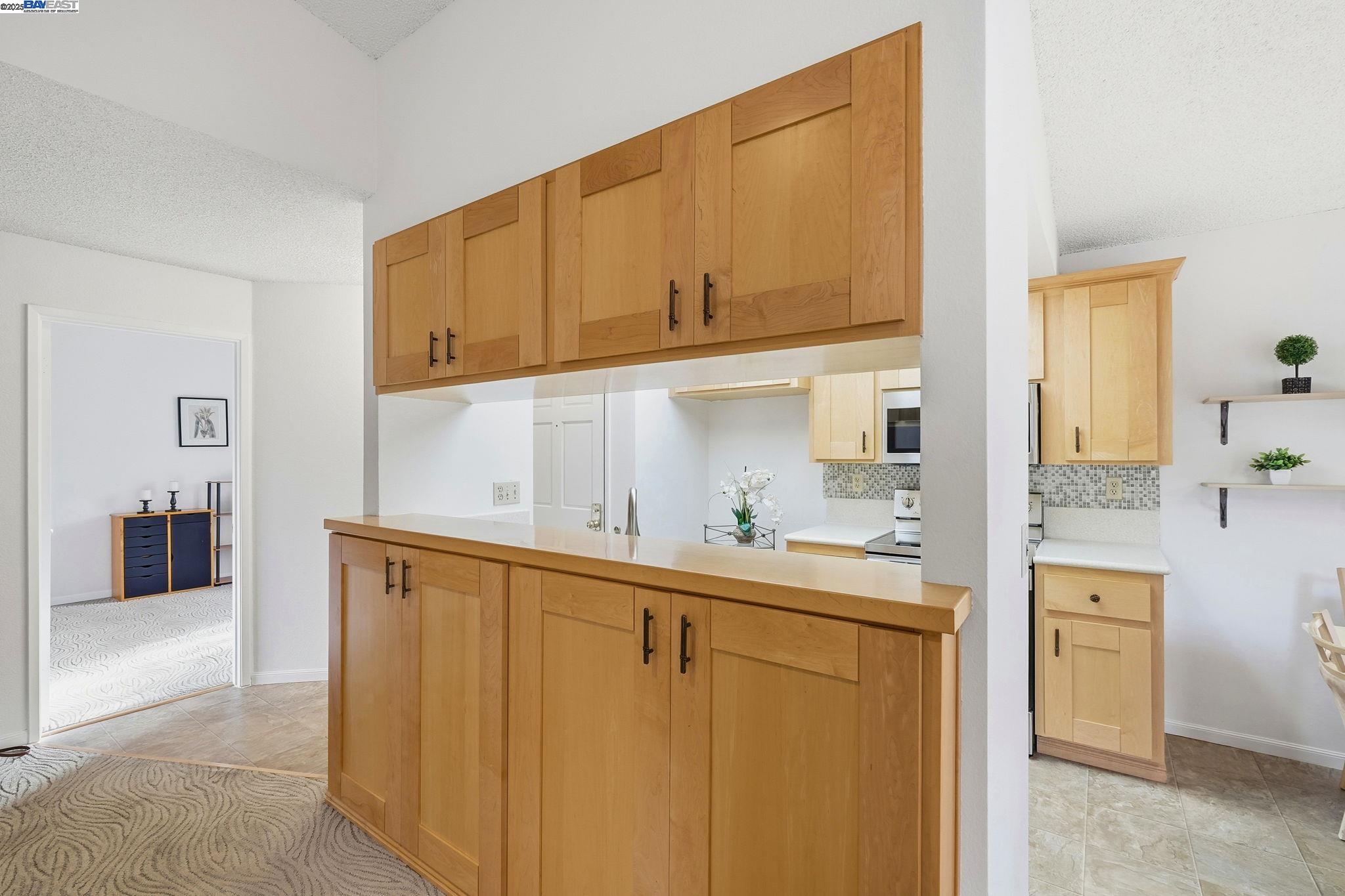 Detail Gallery Image 13 of 34 For 976 Huntington Ter, Fremont,  CA 94536 - 2 Beds | 2 Baths