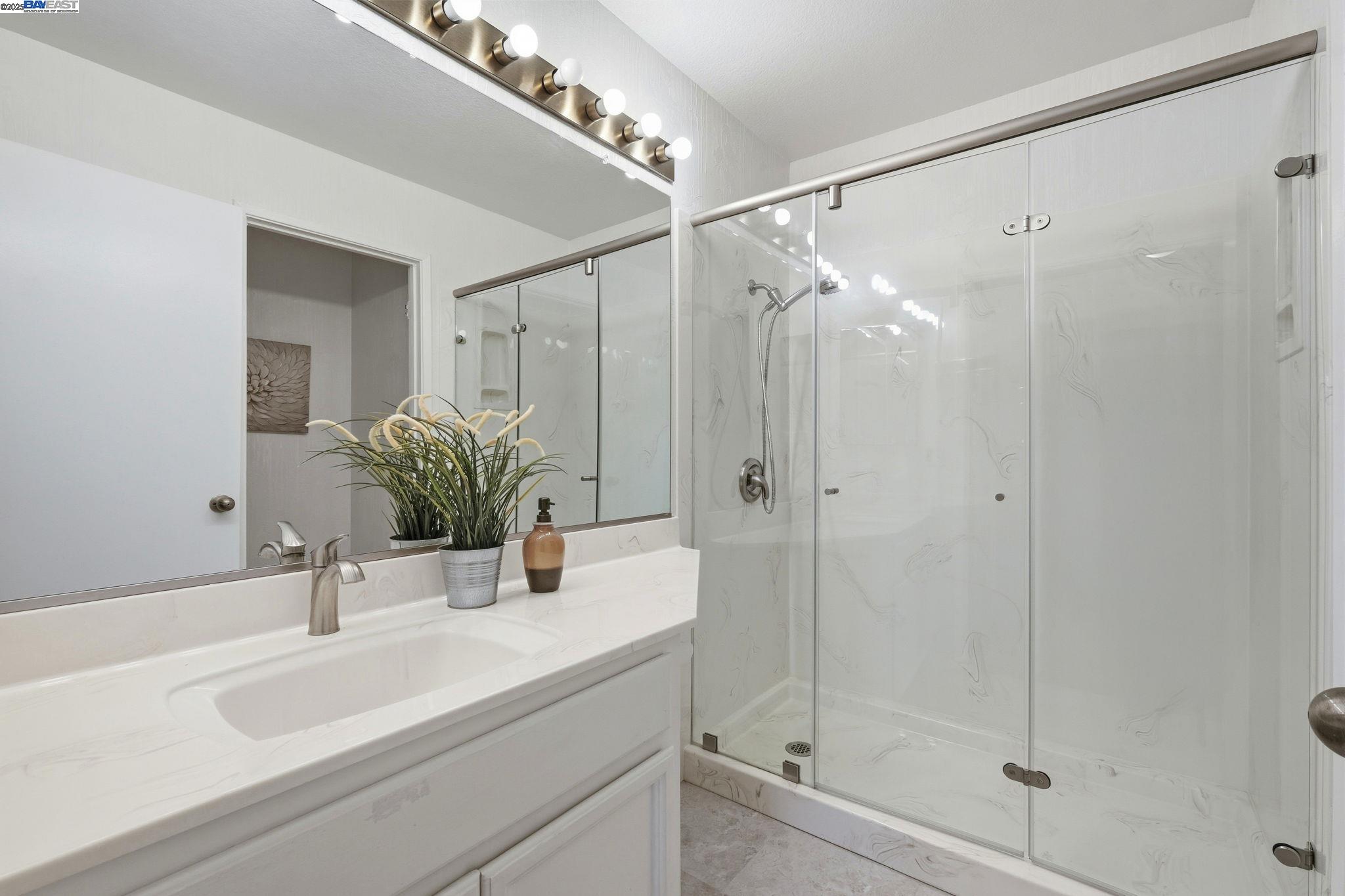 Detail Gallery Image 18 of 34 For 976 Huntington Ter, Fremont,  CA 94536 - 2 Beds | 2 Baths