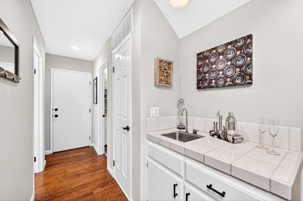 Detail Gallery Image 24 of 52 For 3227 Harvey Ct, Pleasanton,  CA 94588 - 4 Beds | 3 Baths