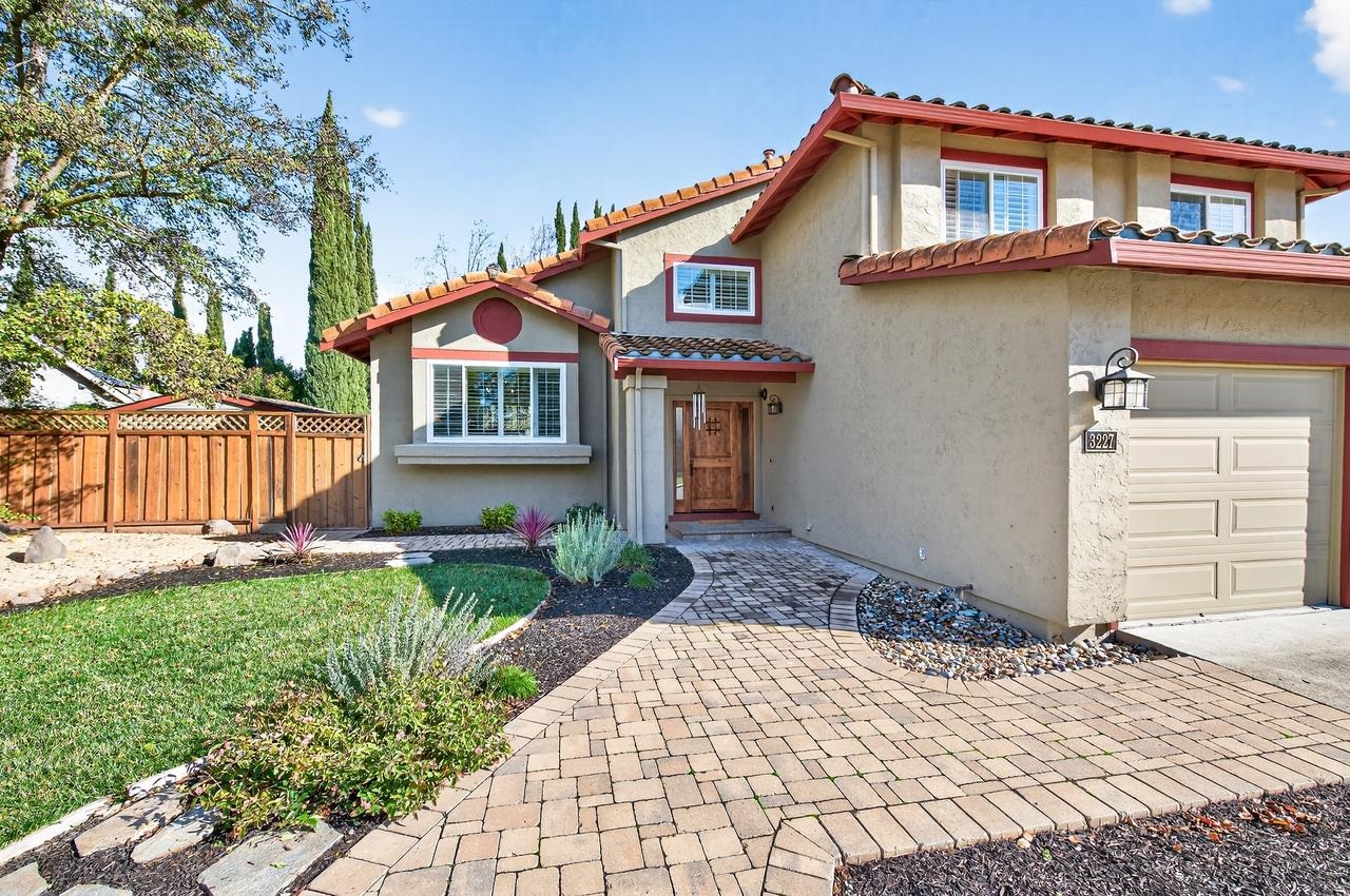 Detail Gallery Image 8 of 52 For 3227 Harvey Ct, Pleasanton,  CA 94588 - 4 Beds | 3 Baths