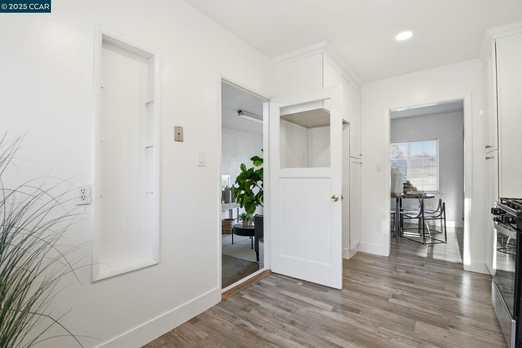 Detail Gallery Image 16 of 34 For 1035 Orange St, Concord,  CA 94518-3715 - 3 Beds | 1 Baths