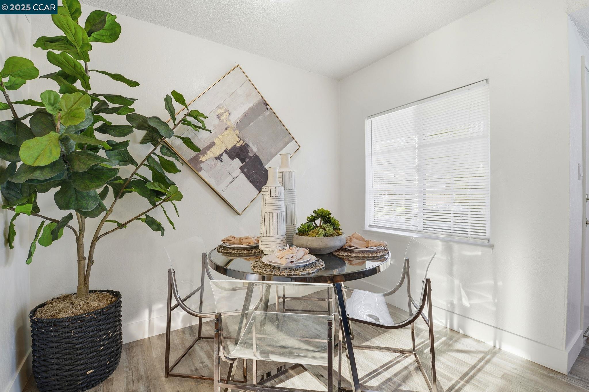 Detail Gallery Image 17 of 34 For 1035 Orange St, Concord,  CA 94518-3715 - 3 Beds | 1 Baths