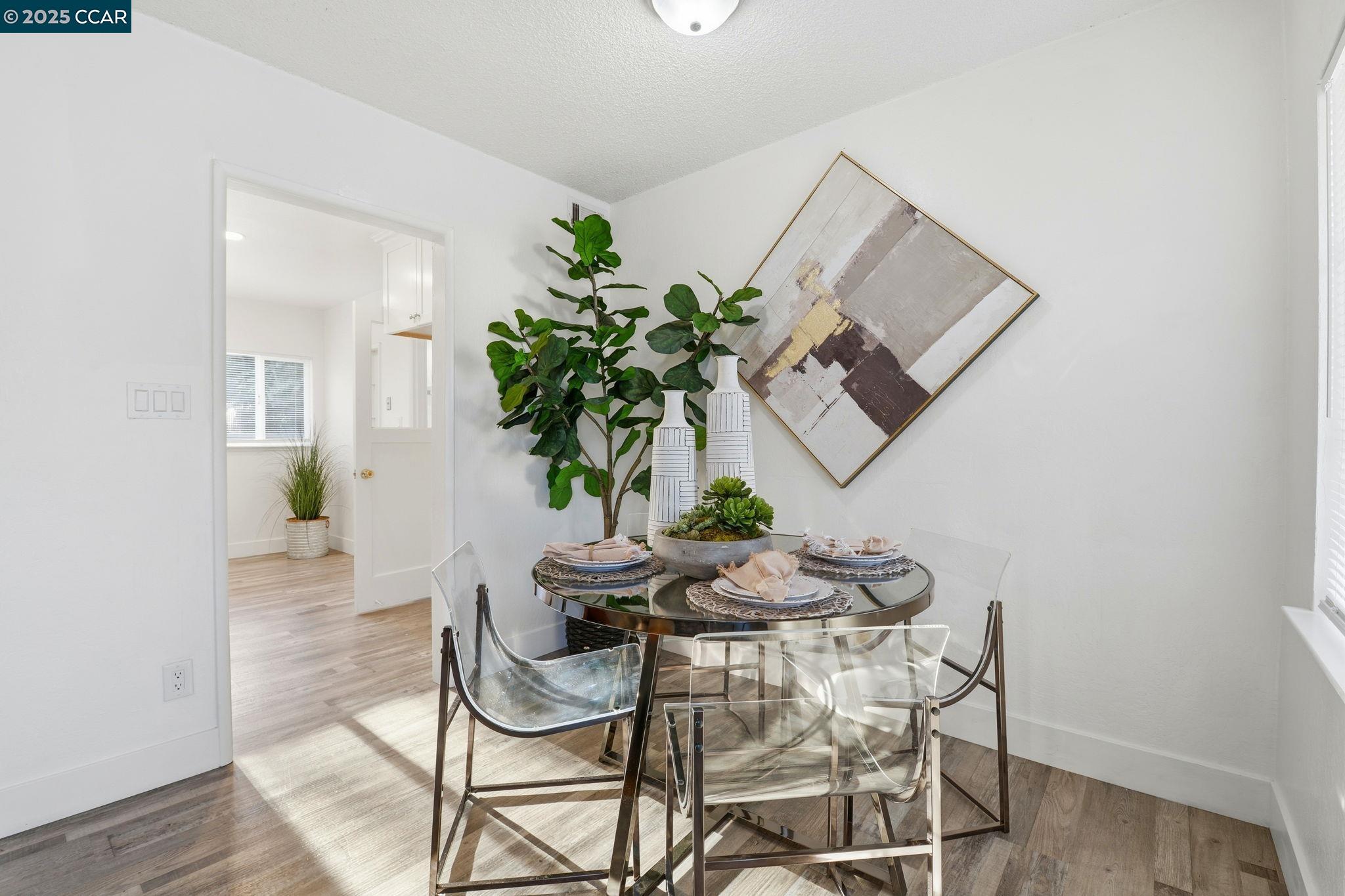 Detail Gallery Image 18 of 34 For 1035 Orange St, Concord,  CA 94518-3715 - 3 Beds | 1 Baths