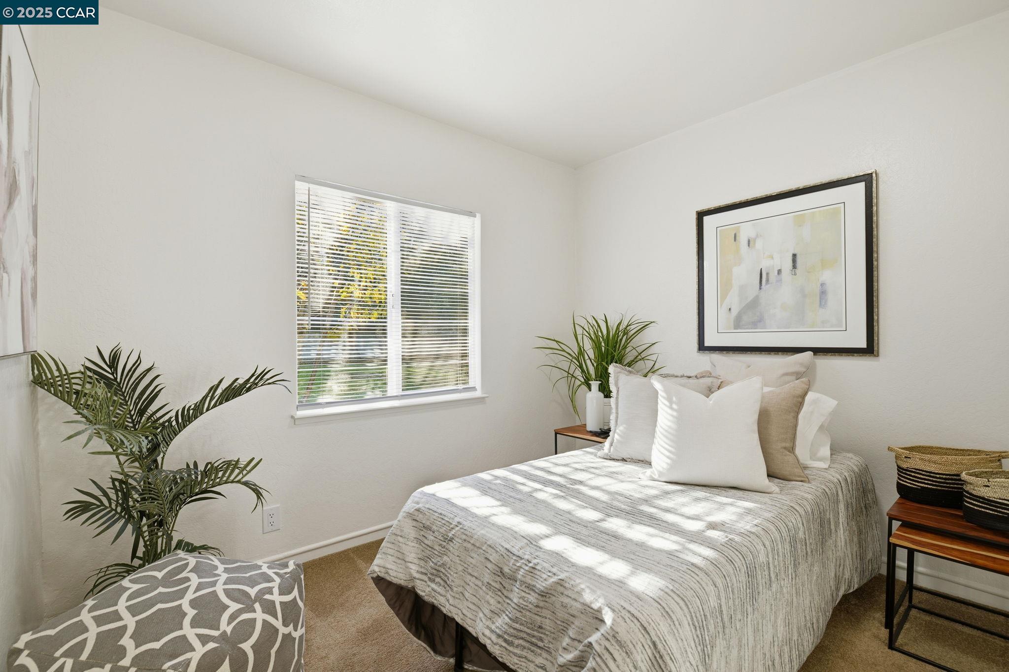 Detail Gallery Image 21 of 34 For 1035 Orange St, Concord,  CA 94518-3715 - 3 Beds | 1 Baths