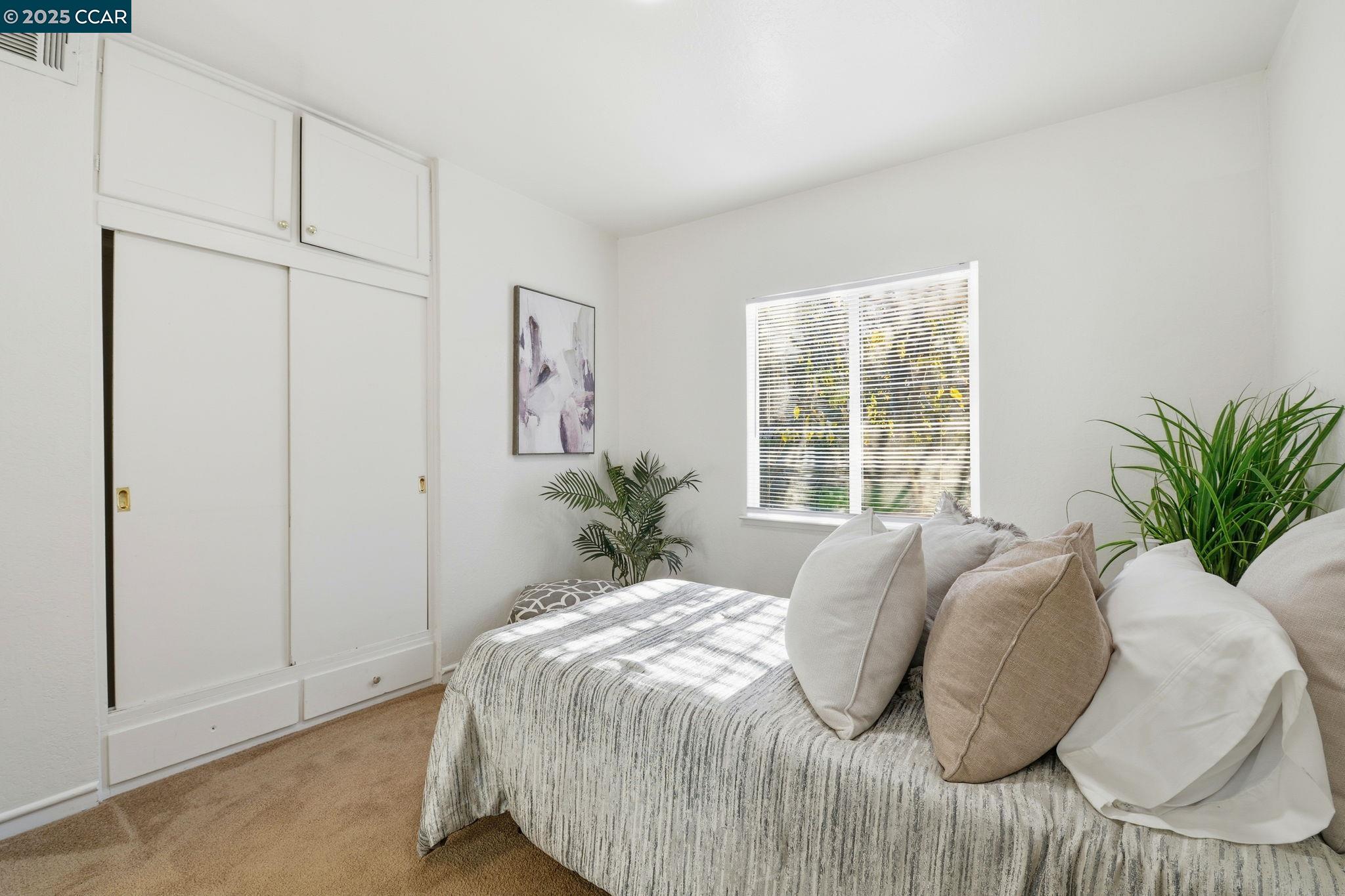 Detail Gallery Image 22 of 34 For 1035 Orange St, Concord,  CA 94518-3715 - 3 Beds | 1 Baths