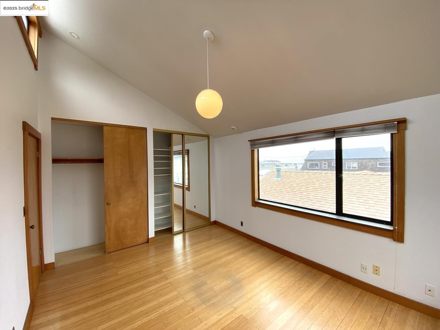 Detail Gallery Image 14 of 31 For 59 San Jose Ave, Pacifica,  CA 94044 - 3 Beds | 1/1 Baths