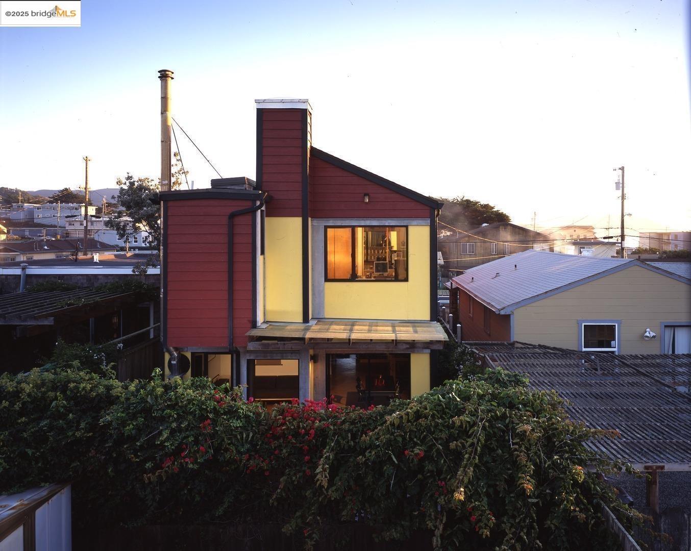 Detail Gallery Image 27 of 31 For 59 San Jose Ave, Pacifica,  CA 94044 - 3 Beds | 1/1 Baths