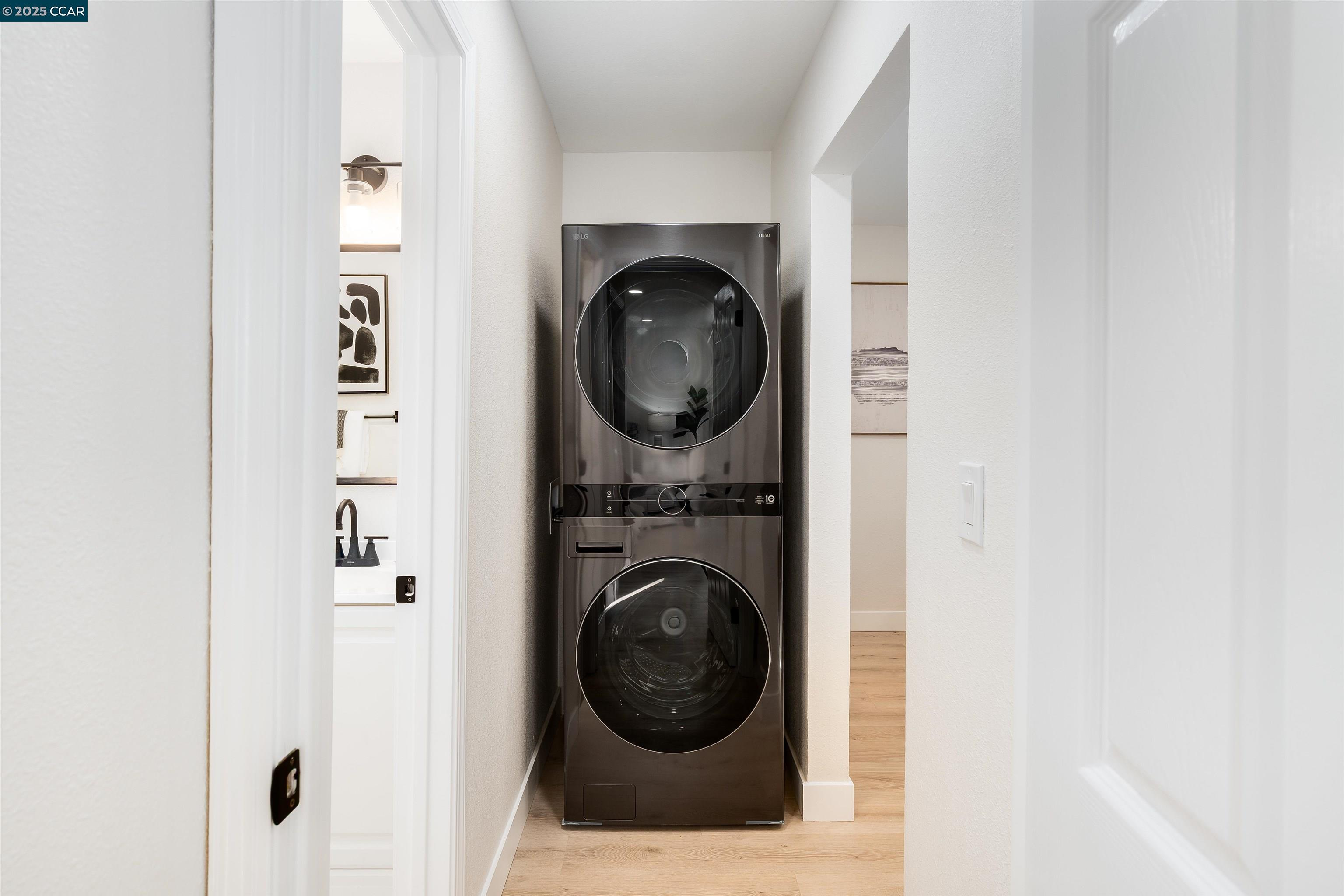 Detail Gallery Image 19 of 33 For 1600 Laguna St #D,  Concord,  CA 94520 - 1 Beds | 1 Baths