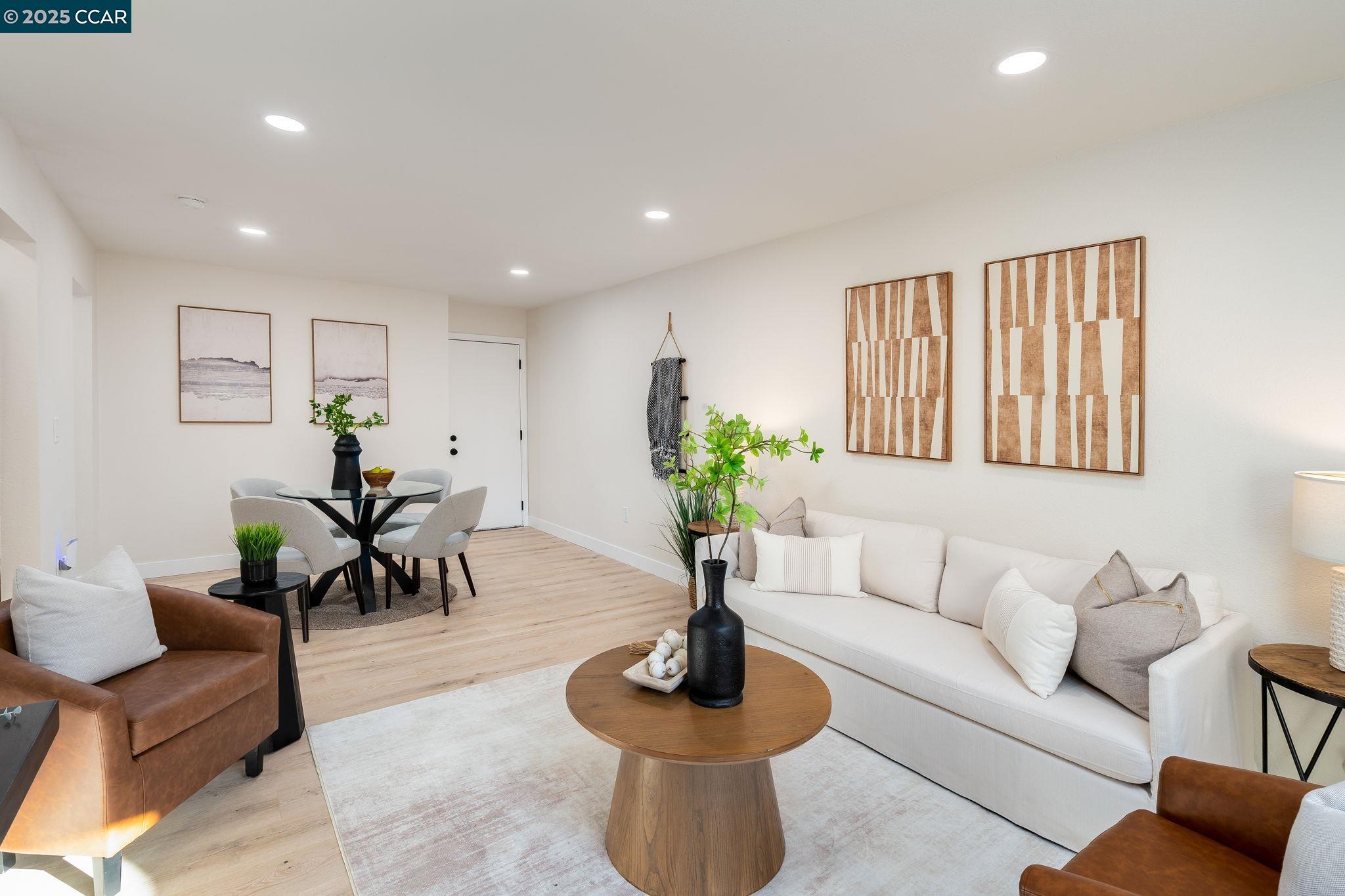 Detail Gallery Image 6 of 33 For 1600 Laguna St #D,  Concord,  CA 94520 - 1 Beds | 1 Baths