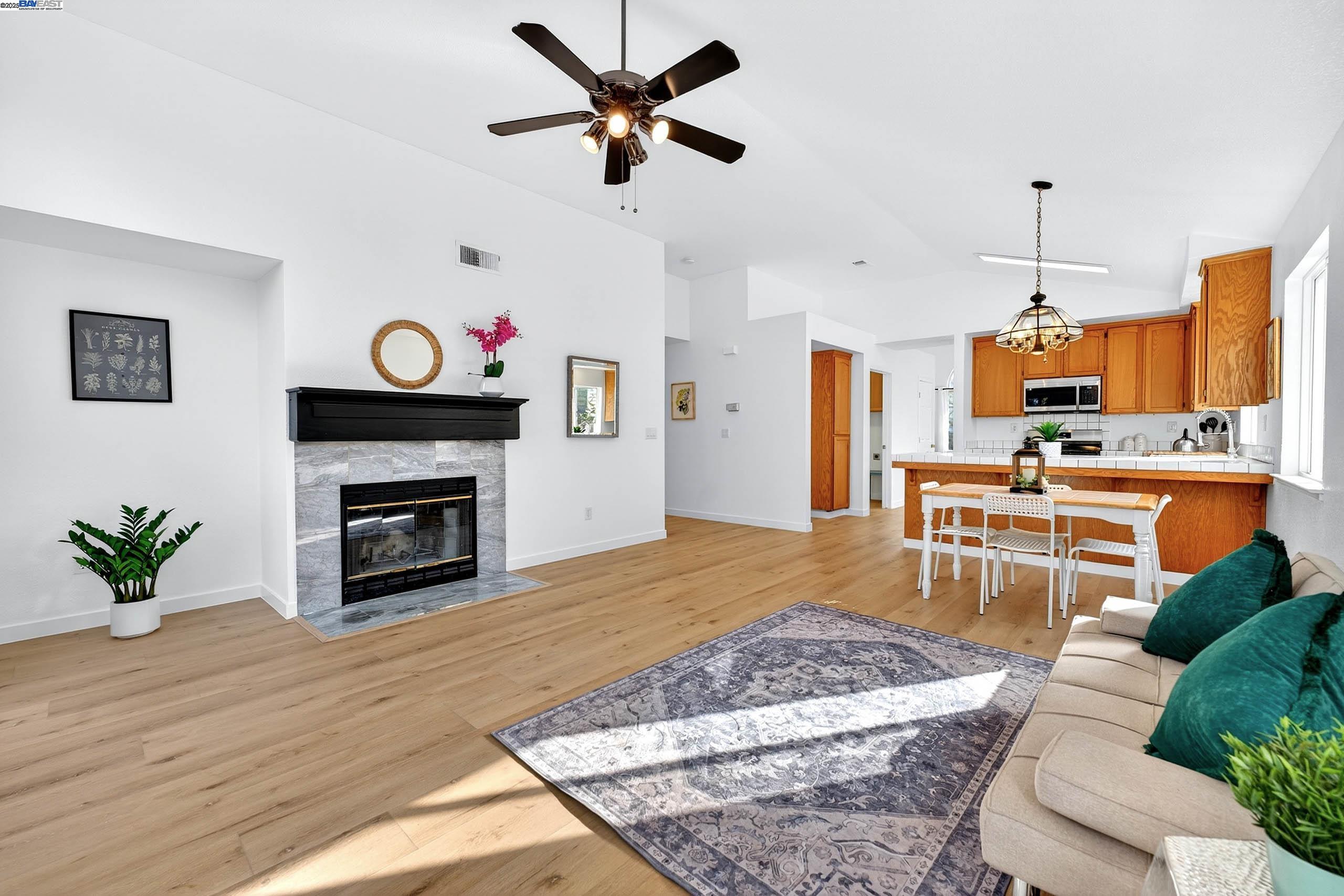 Detail Gallery Image 11 of 38 For 1713 Mount Hamilton Dr, Antioch,  CA 94531 - 3 Beds | 2 Baths