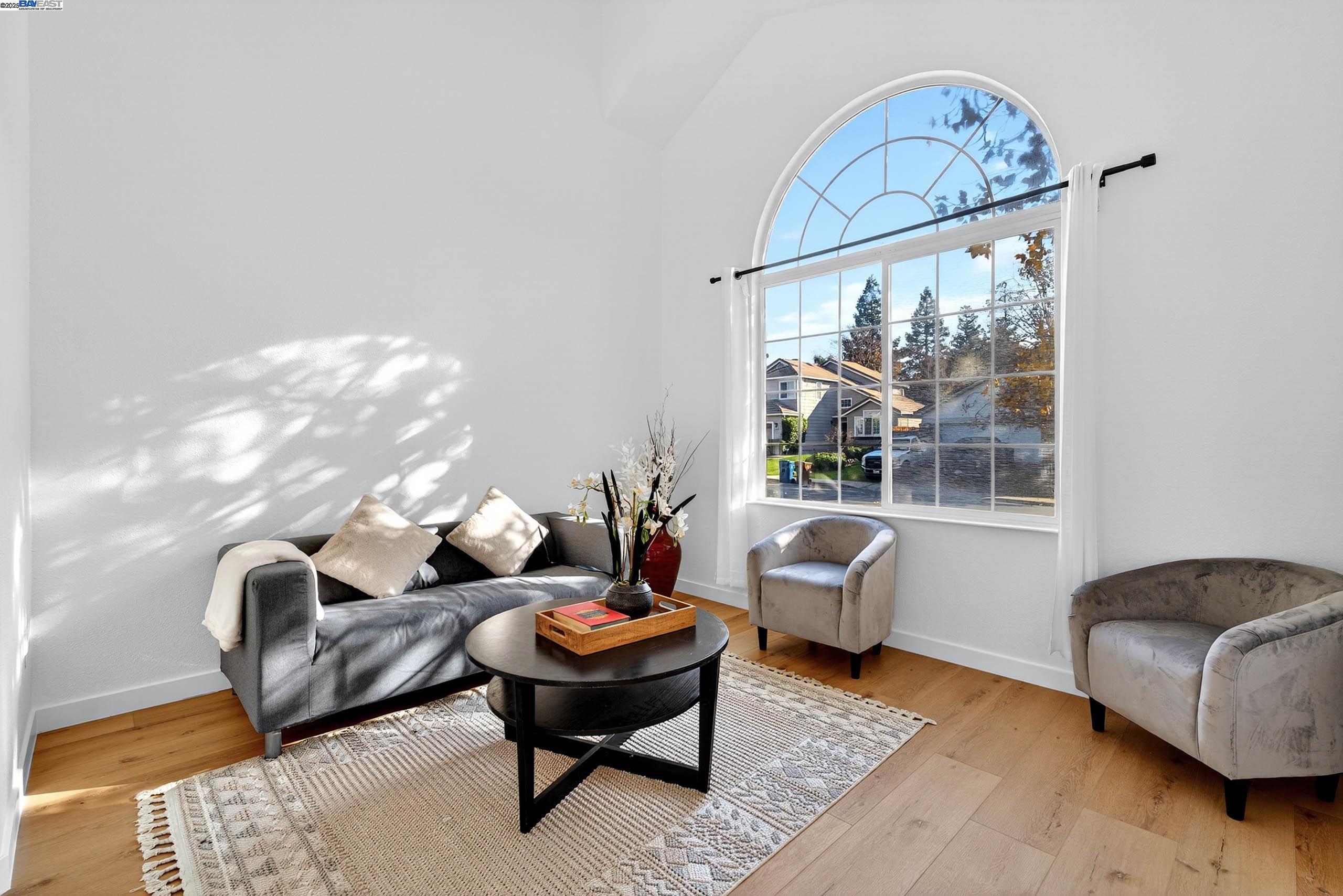 Detail Gallery Image 5 of 38 For 1713 Mount Hamilton Dr, Antioch,  CA 94531 - 3 Beds | 2 Baths