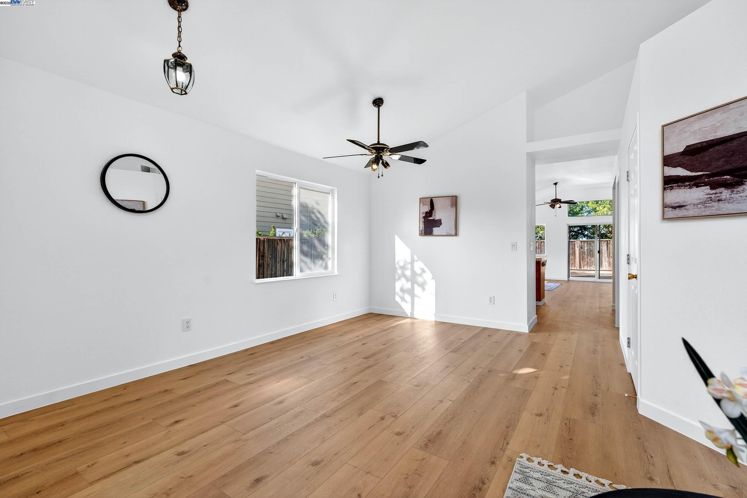 Detail Gallery Image 6 of 38 For 1713 Mount Hamilton Dr, Antioch,  CA 94531 - 3 Beds | 2 Baths