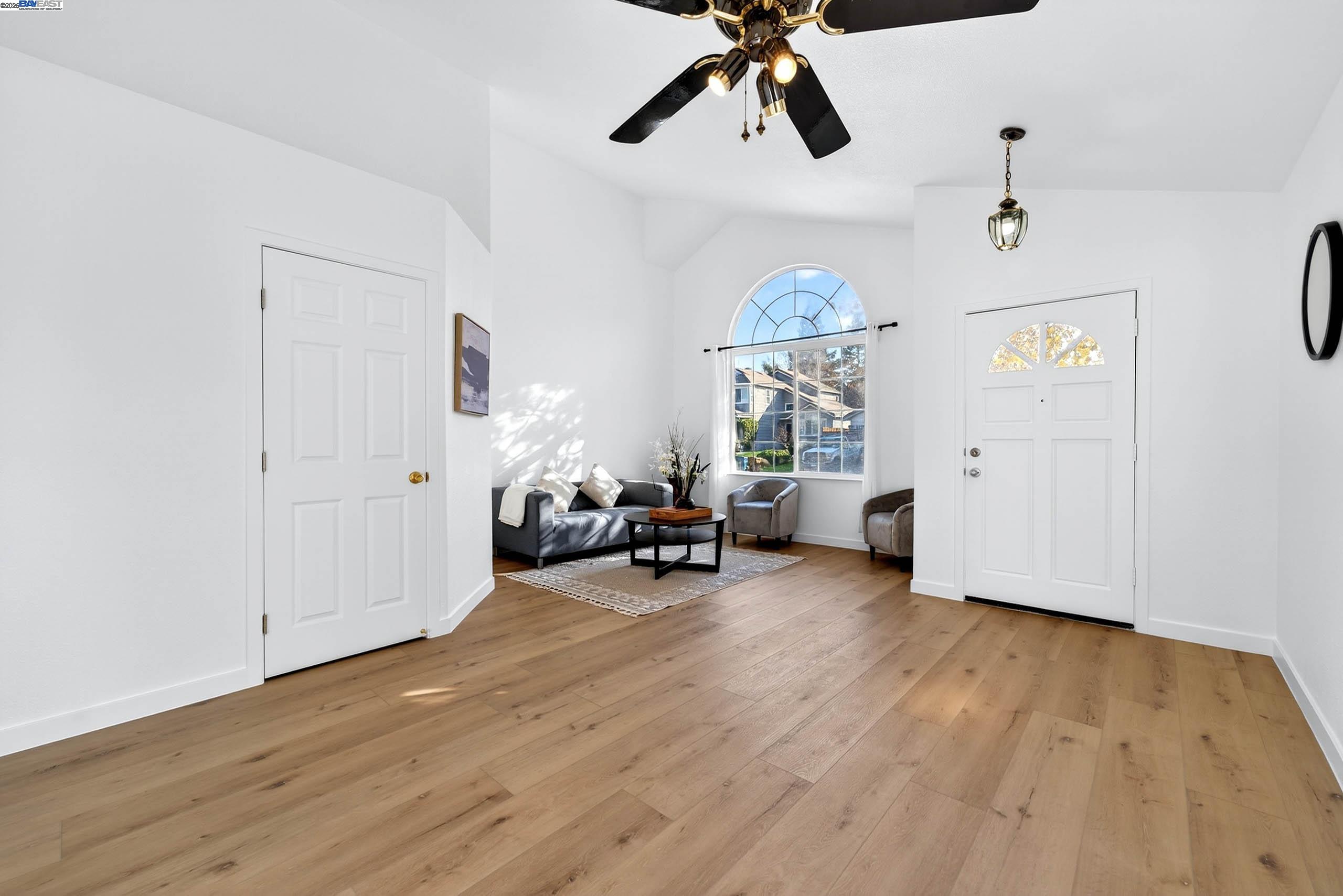 Detail Gallery Image 7 of 38 For 1713 Mount Hamilton Dr, Antioch,  CA 94531 - 3 Beds | 2 Baths