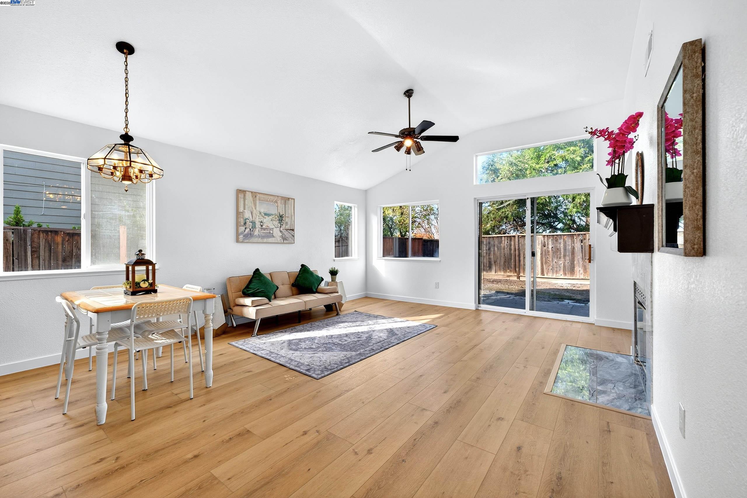 Detail Gallery Image 9 of 38 For 1713 Mount Hamilton Dr, Antioch,  CA 94531 - 3 Beds | 2 Baths