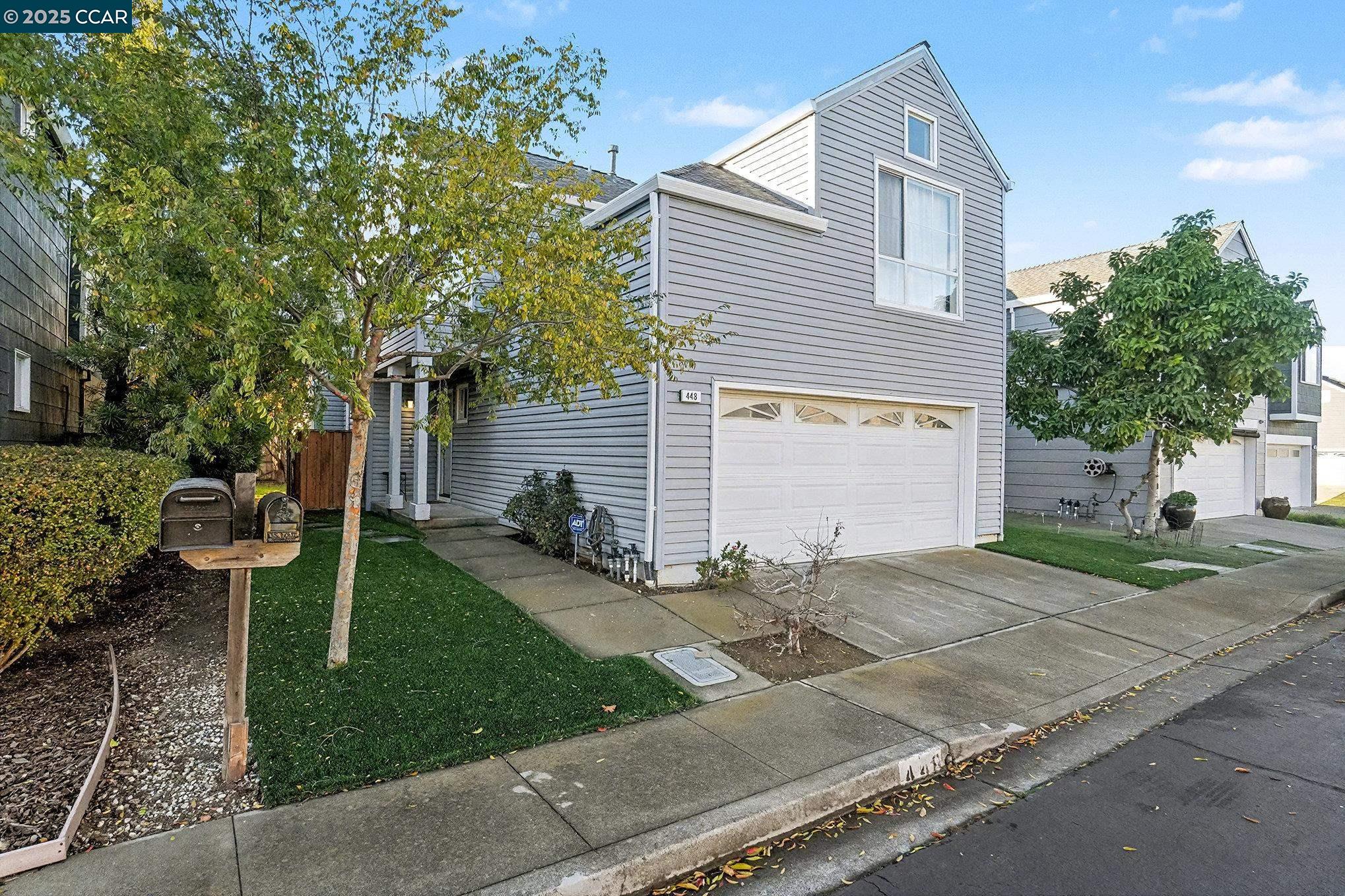 Detail Gallery Image 2 of 36 For 448 Jade Cir, Vallejo,  CA 94590 - 3 Beds | 2/1 Baths