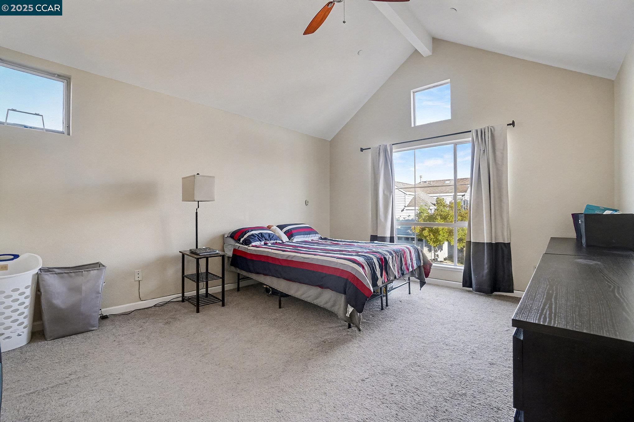Detail Gallery Image 15 of 36 For 448 Jade Cir, Vallejo,  CA 94590 - 3 Beds | 2/1 Baths