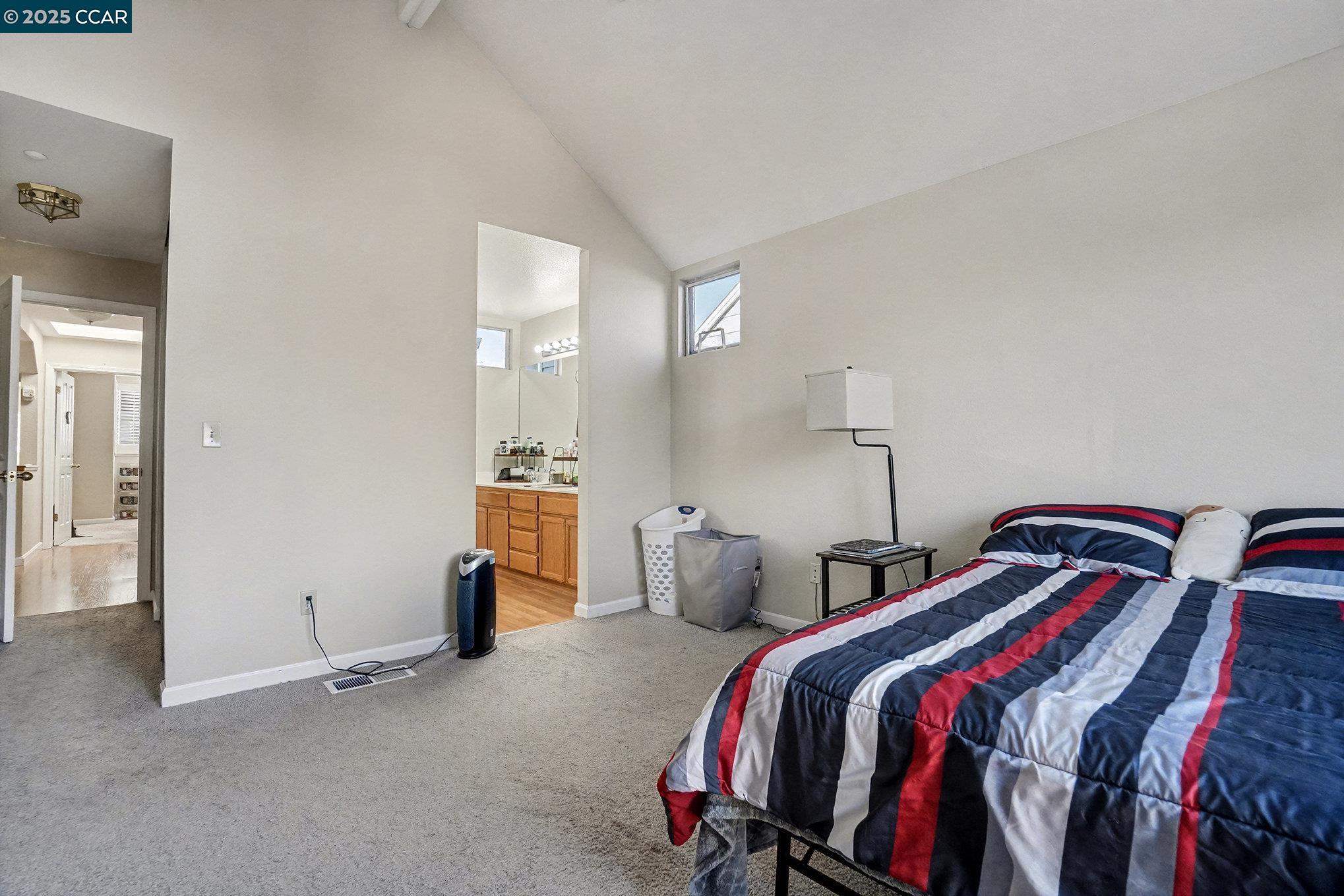 Detail Gallery Image 16 of 36 For 448 Jade Cir, Vallejo,  CA 94590 - 3 Beds | 2/1 Baths
