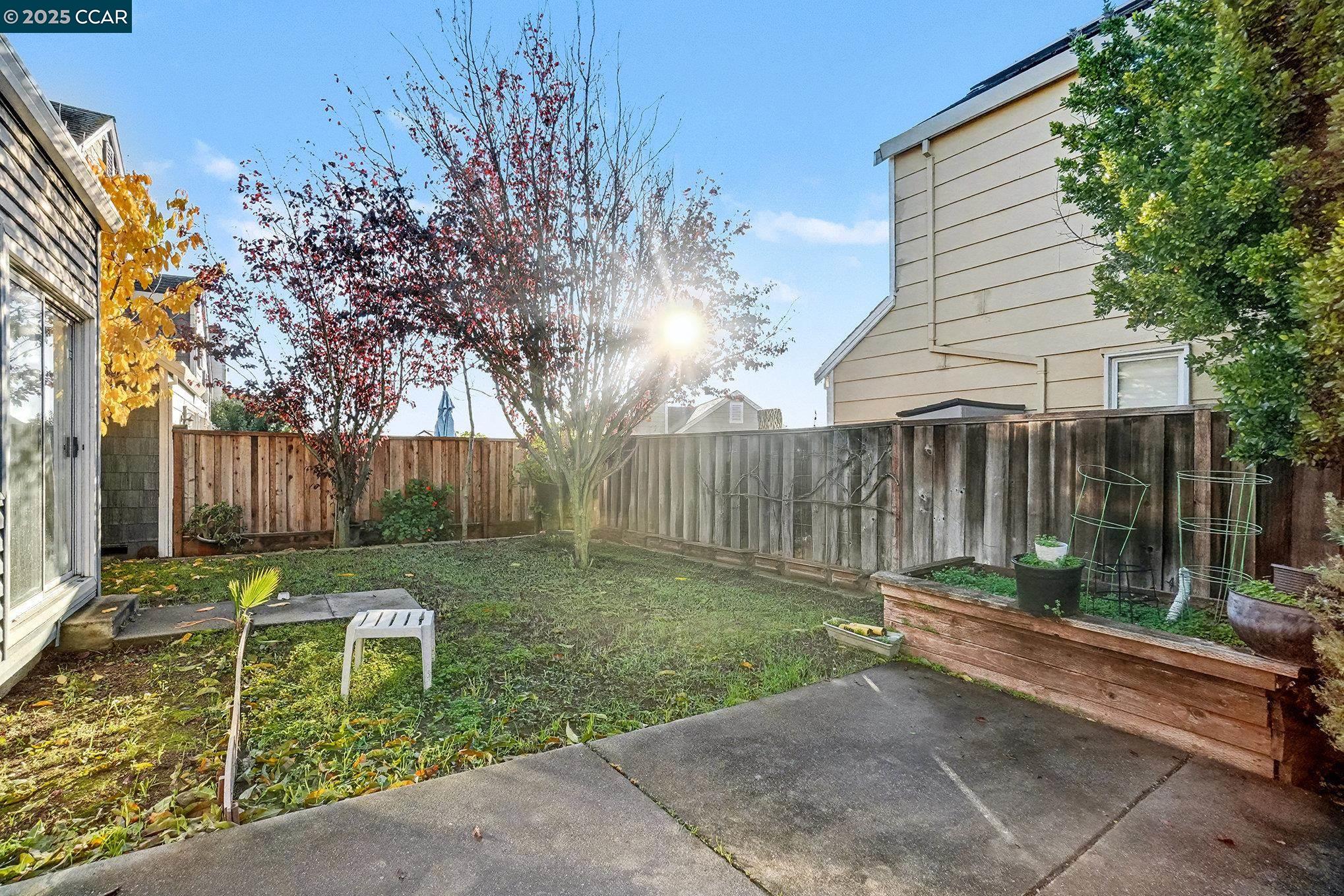 Detail Gallery Image 24 of 36 For 448 Jade Cir, Vallejo,  CA 94590 - 3 Beds | 2/1 Baths