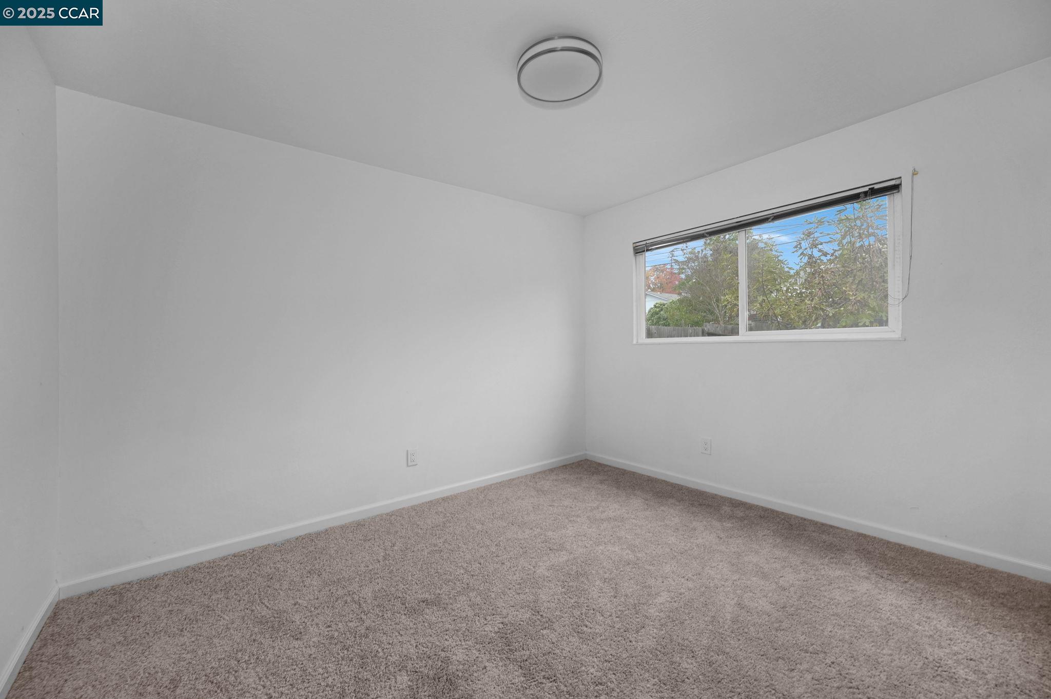Detail Gallery Image 13 of 24 For 328 Norman Ave, Concord,  CA 94520 - 2 Beds | 1 Baths