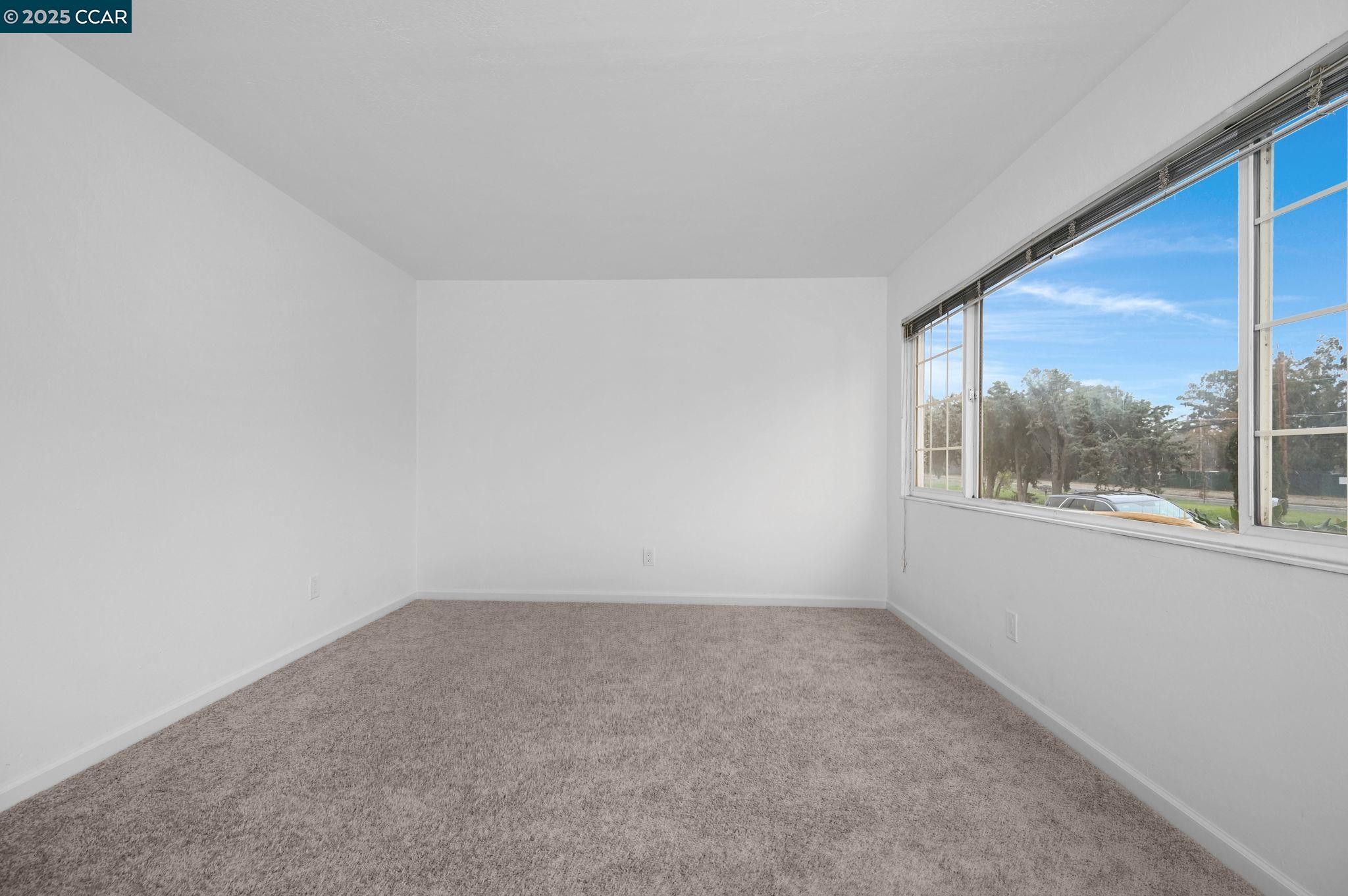 Detail Gallery Image 8 of 24 For 328 Norman Ave, Concord,  CA 94520 - 2 Beds | 1 Baths