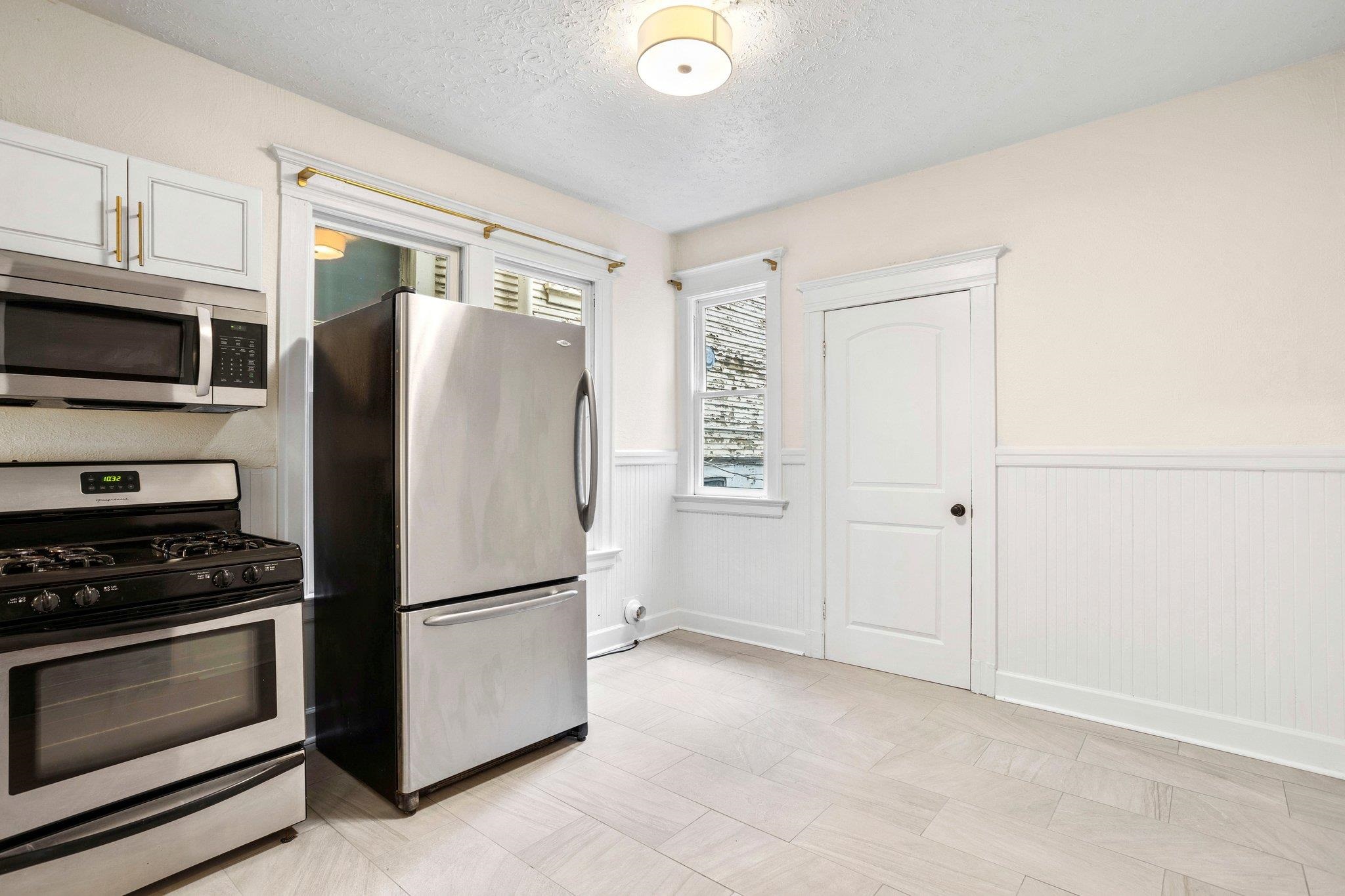 Detail Gallery Image 16 of 60 For 857 Athens Ave, Oakland,  CA 94607 - – Beds | – Baths