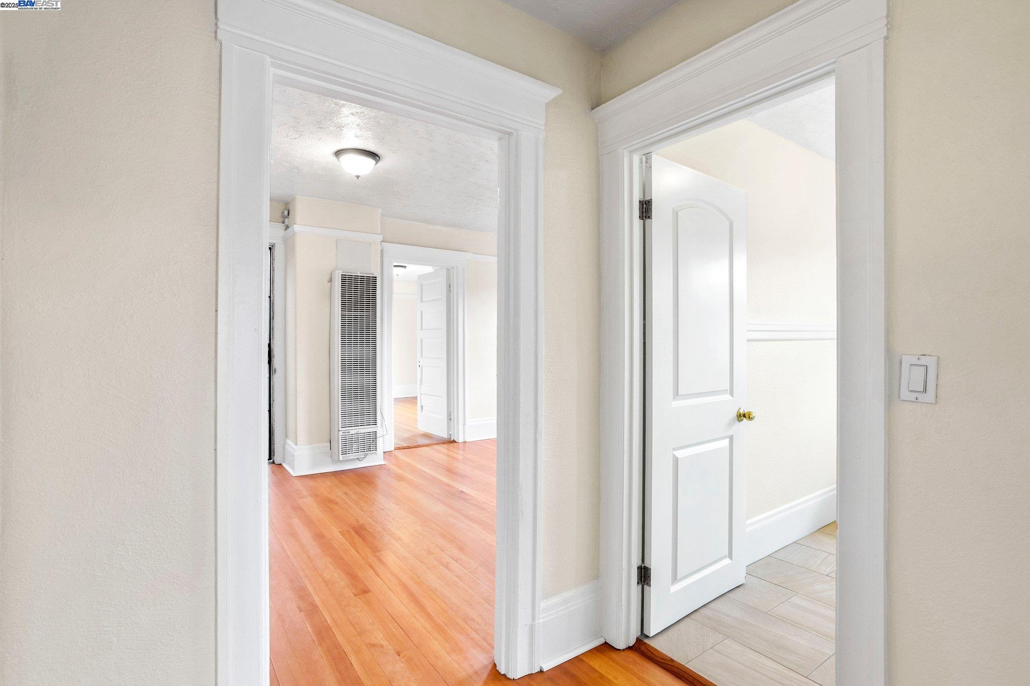 Detail Gallery Image 19 of 39 For 857 Athens Ave, Oakland,  CA 94607 - – Beds | – Baths