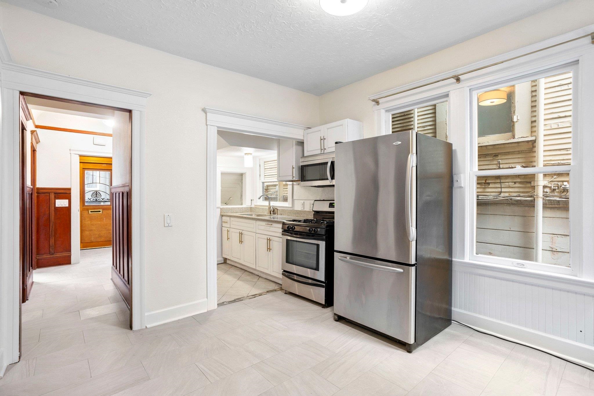 Detail Gallery Image 19 of 60 For 857 Athens Ave, Oakland,  CA 94607 - – Beds | – Baths