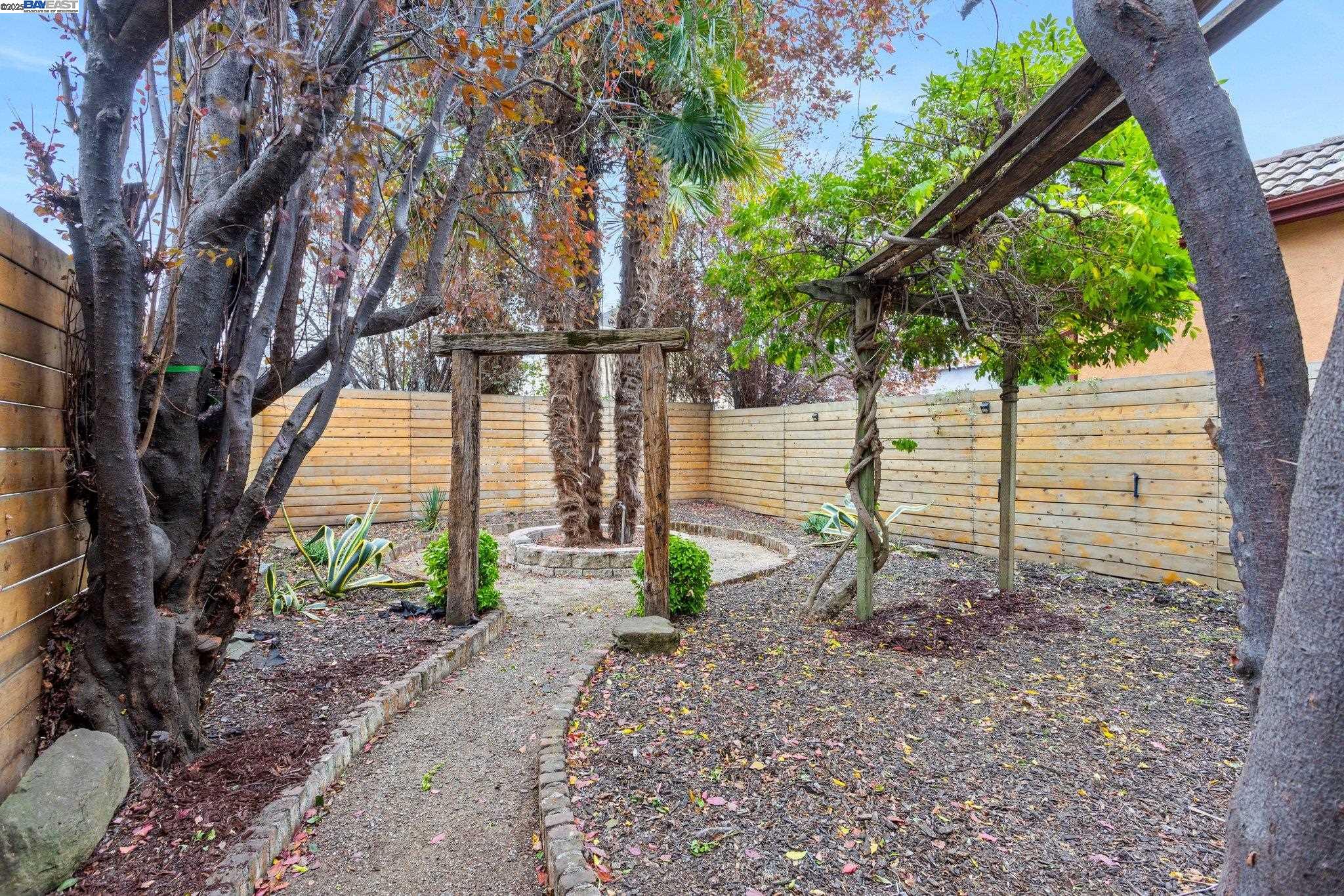 Detail Gallery Image 53 of 60 For 857 Athens Ave, Oakland,  CA 94607 - – Beds | – Baths