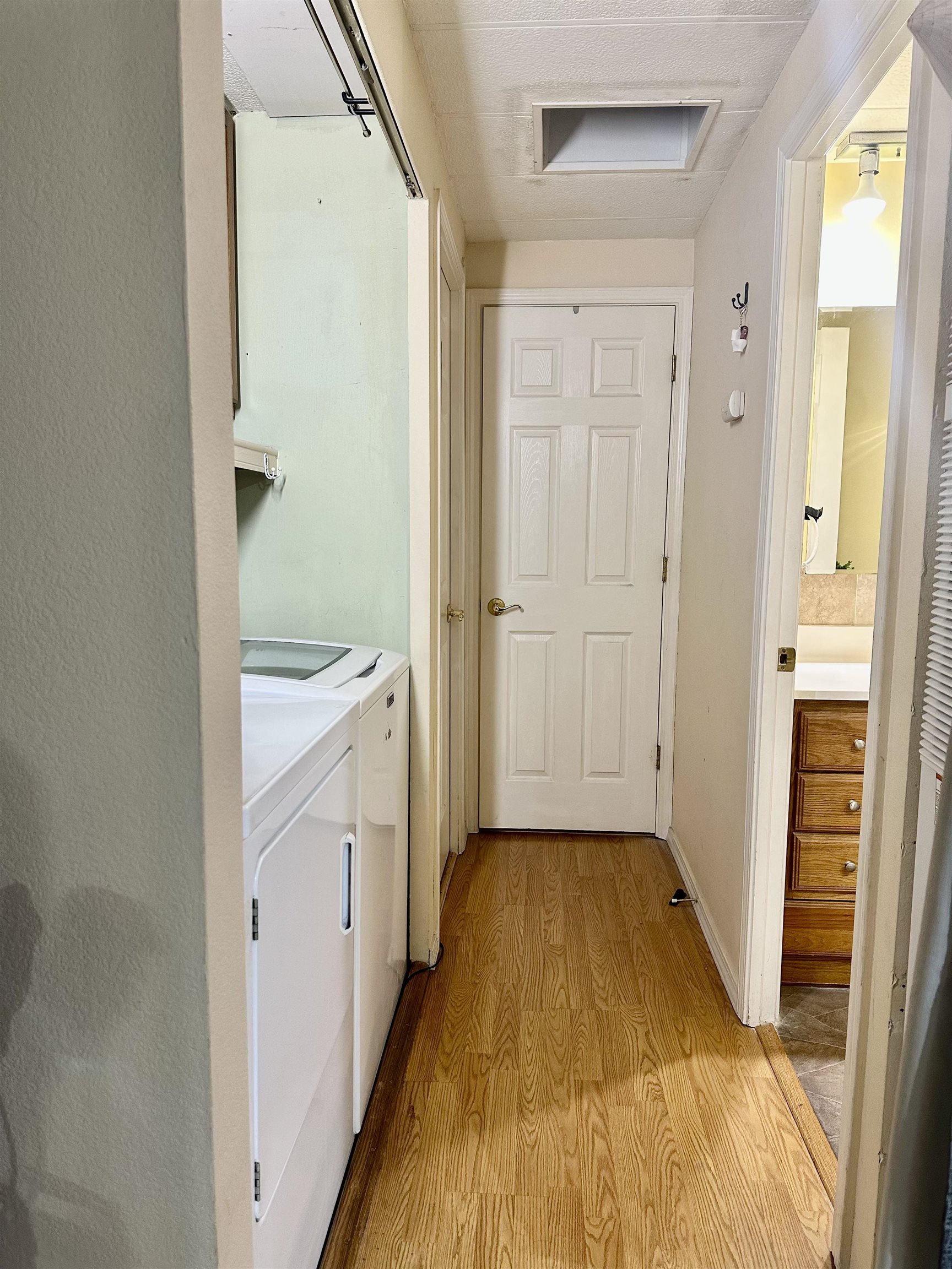 Detail Gallery Image 17 of 39 For 2100 Lewelling Blvd #60,  San Leandro,  CA 94579 - 2 Beds | 1 Baths