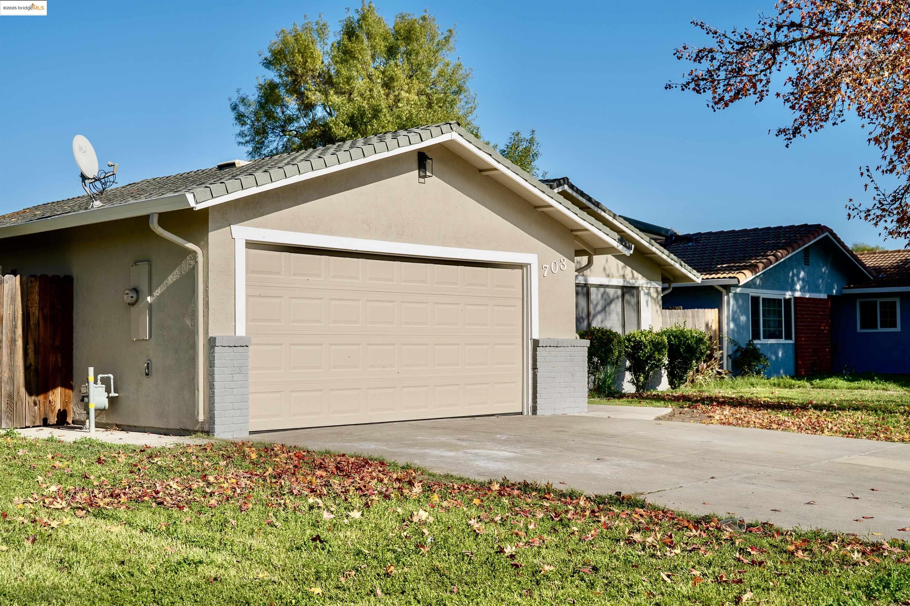 Detail Gallery Image 26 of 26 For 703 Prospector Dr, Stockton,  CA 95210 - 3 Beds | 2 Baths