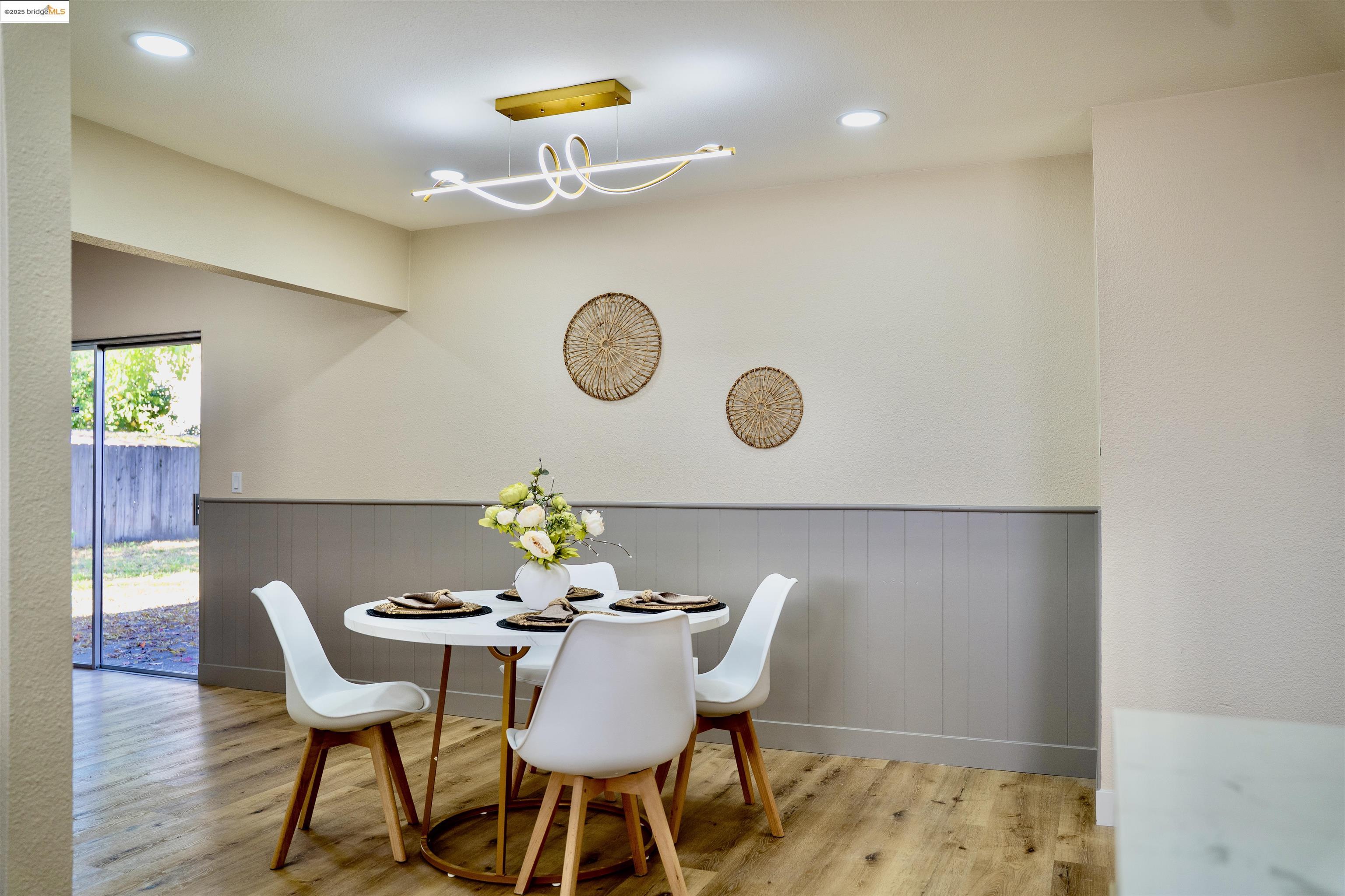 Detail Gallery Image 10 of 26 For 703 Prospector Dr, Stockton,  CA 95210 - 3 Beds | 2 Baths