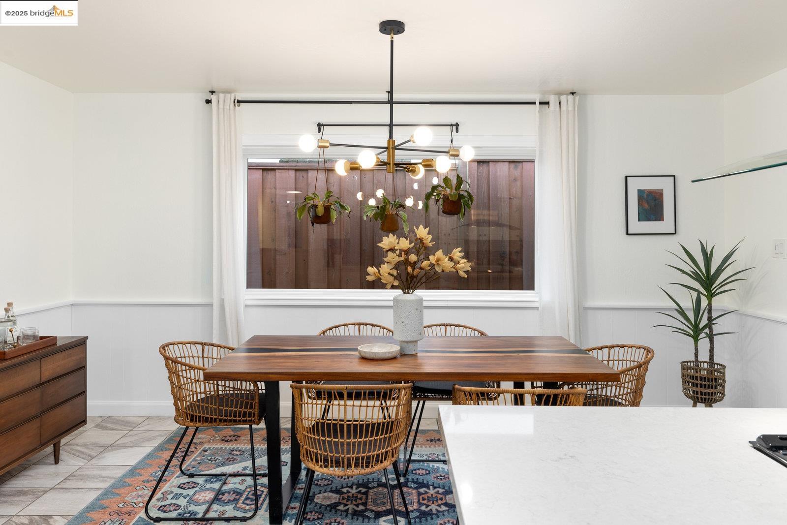 Detail Gallery Image 18 of 52 For 2305 Greenridge Dr, El Sobrante,  CA 94803 - 3 Beds | 2 Baths