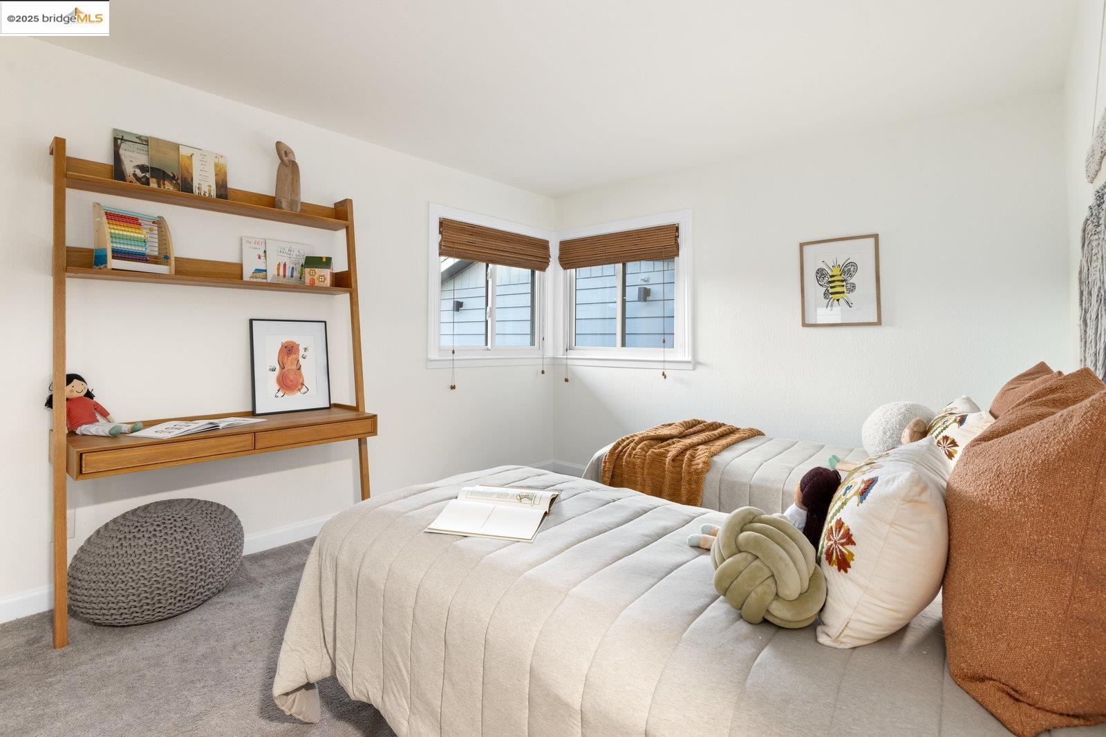 Detail Gallery Image 27 of 52 For 2305 Greenridge Dr, El Sobrante,  CA 94803 - 3 Beds | 2 Baths