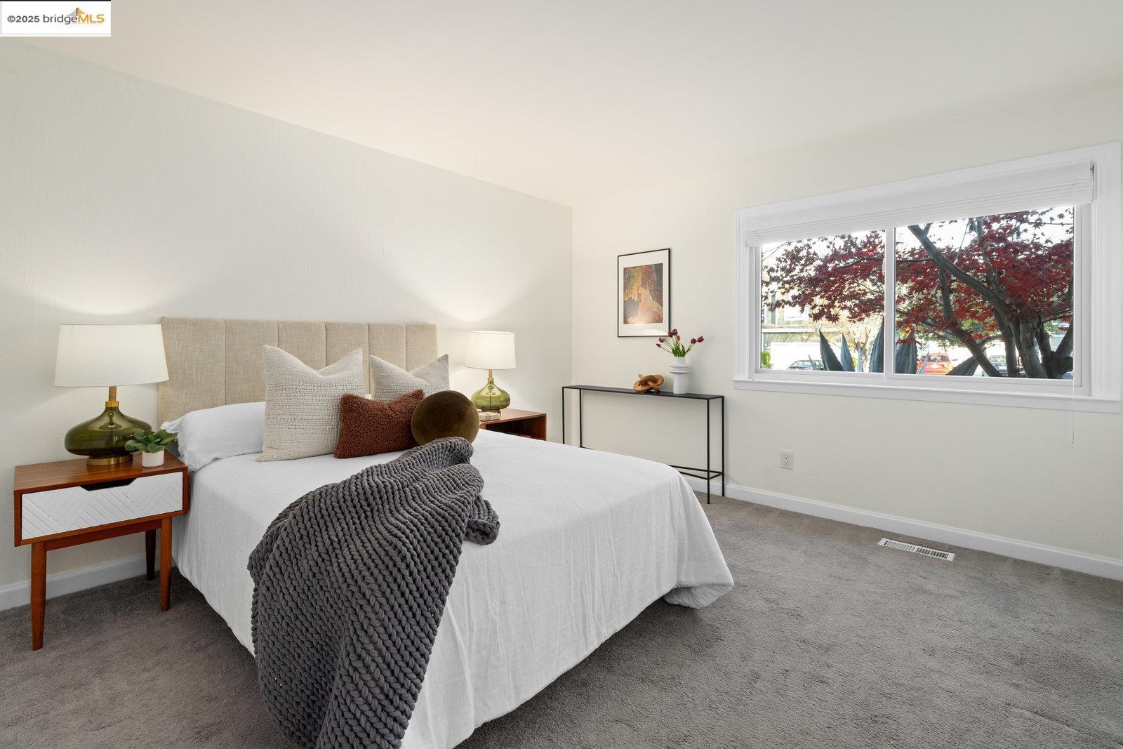 Detail Gallery Image 32 of 52 For 2305 Greenridge Dr, El Sobrante,  CA 94803 - 3 Beds | 2 Baths