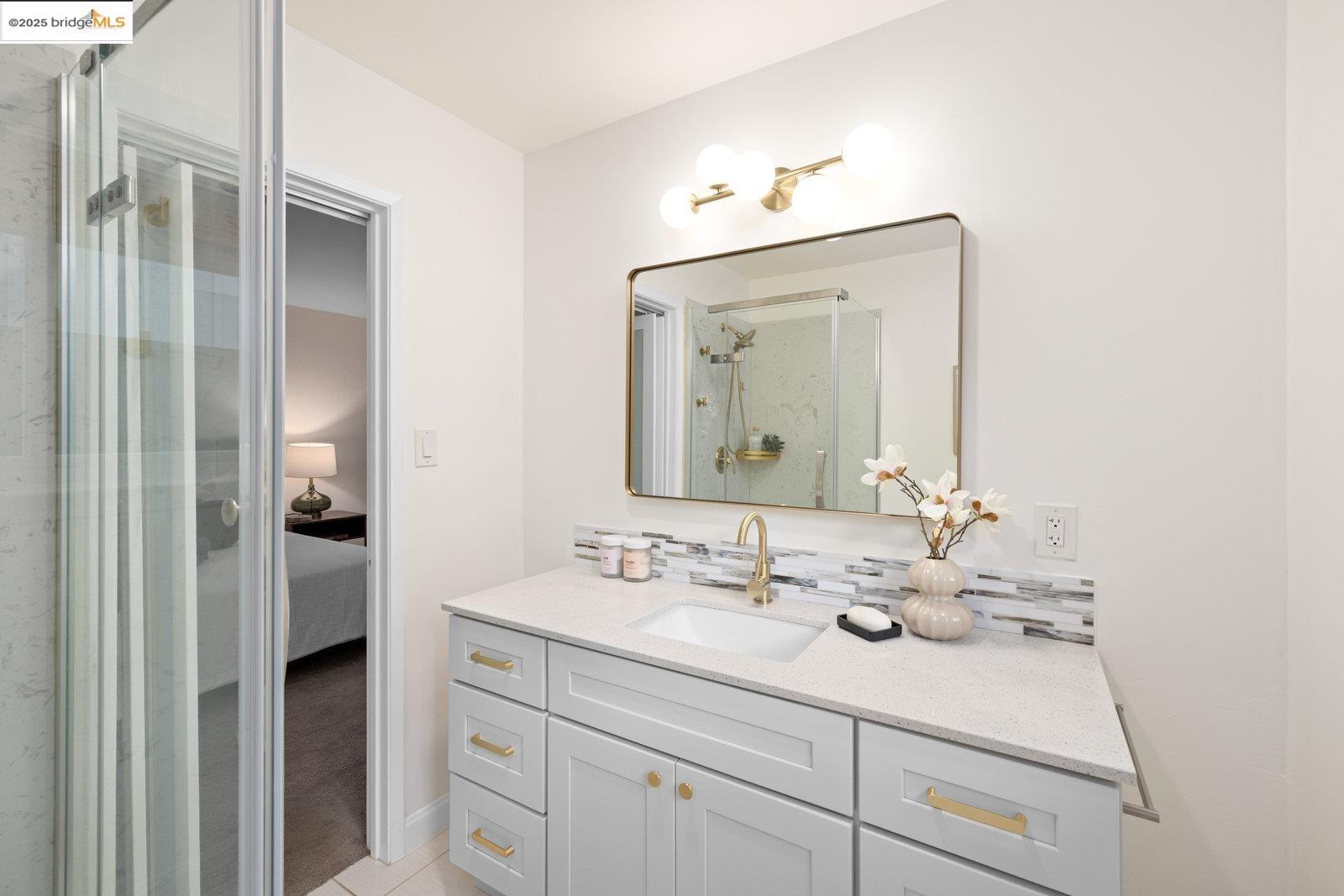 Detail Gallery Image 36 of 52 For 2305 Greenridge Dr, El Sobrante,  CA 94803 - 3 Beds | 2 Baths